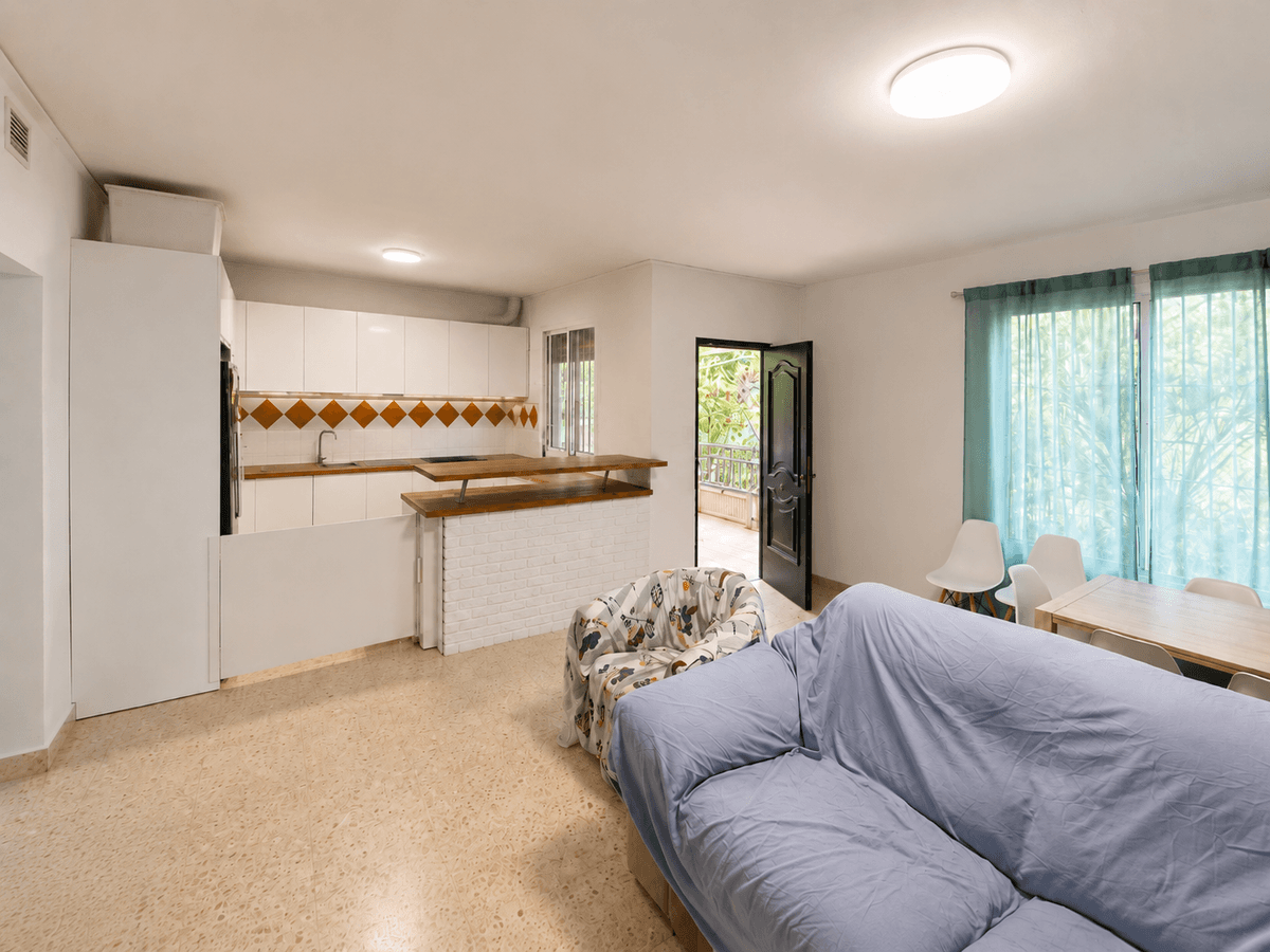 https://docs-cdn.huspy.net/01KVFGWQ4B7KS90V4559ZZ0CP3