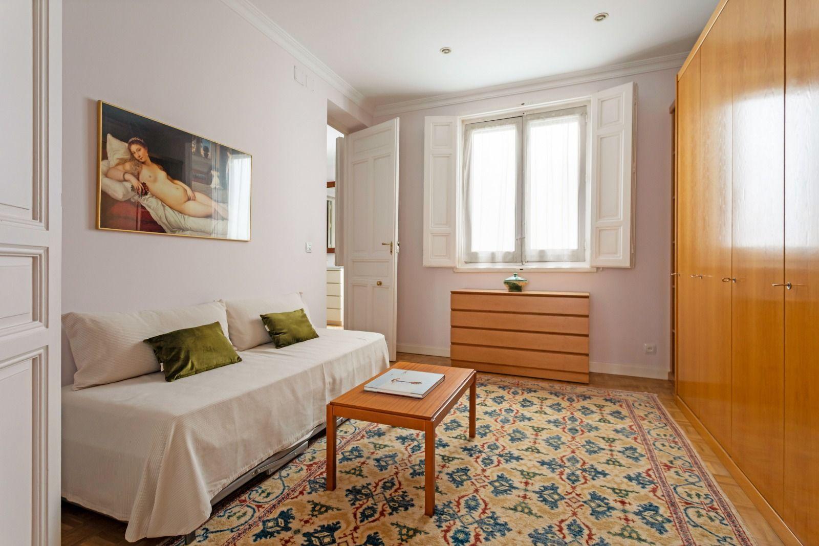 Piso en Venta en Calle de Orellana - 12