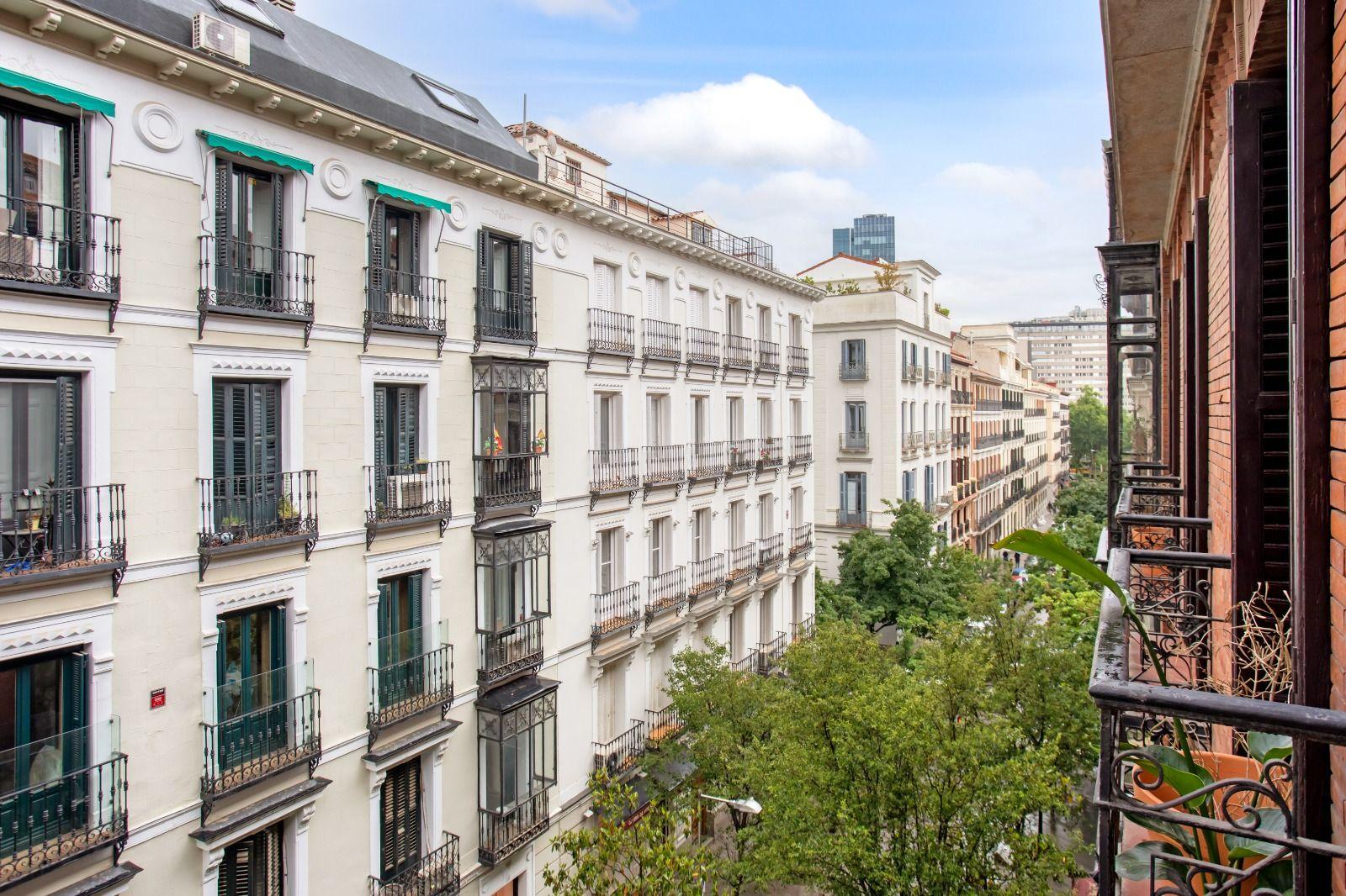 Piso en Venta en Calle de Orellana - 29