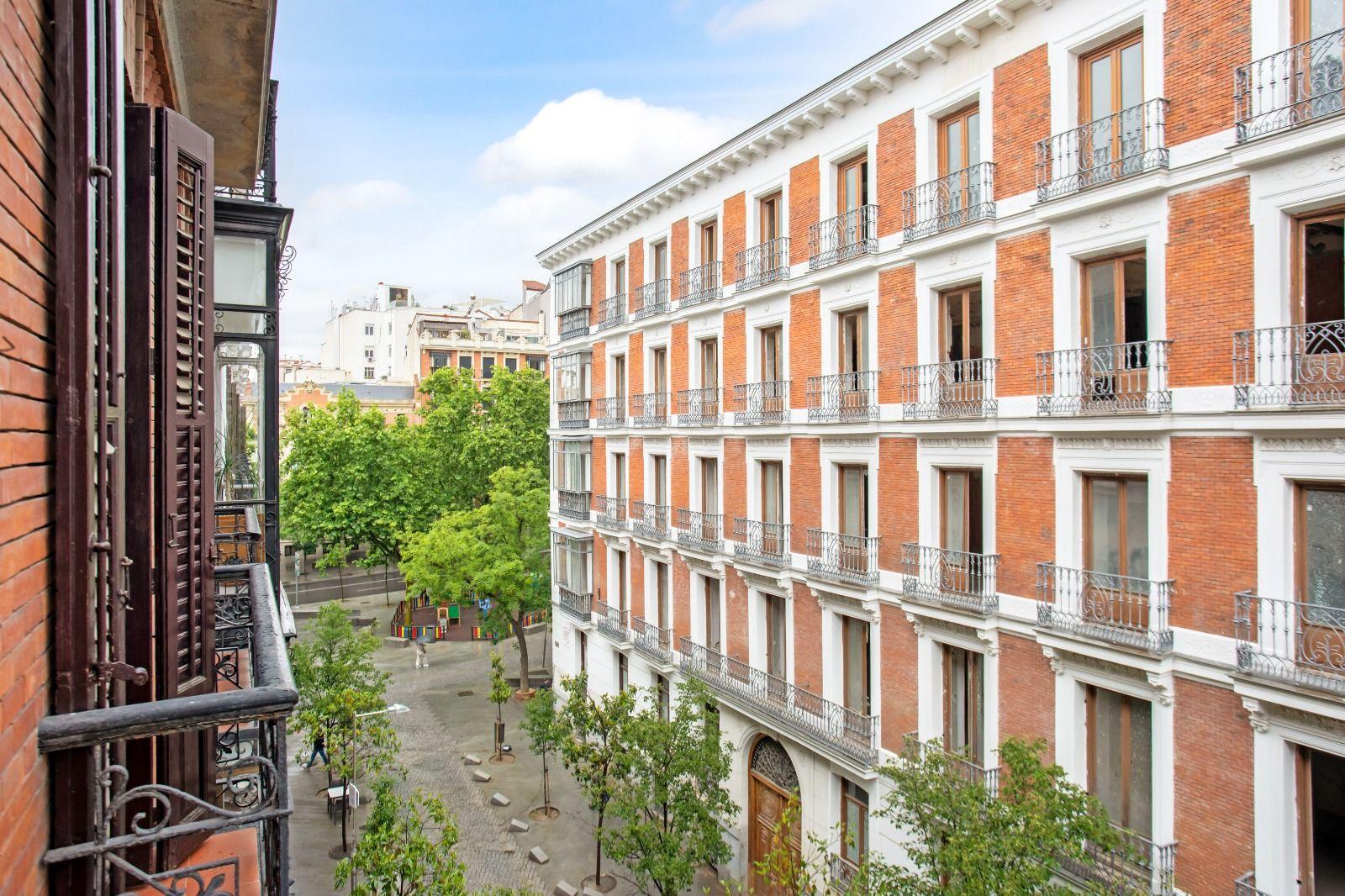 Piso en Venta en Calle de Orellana - 31
