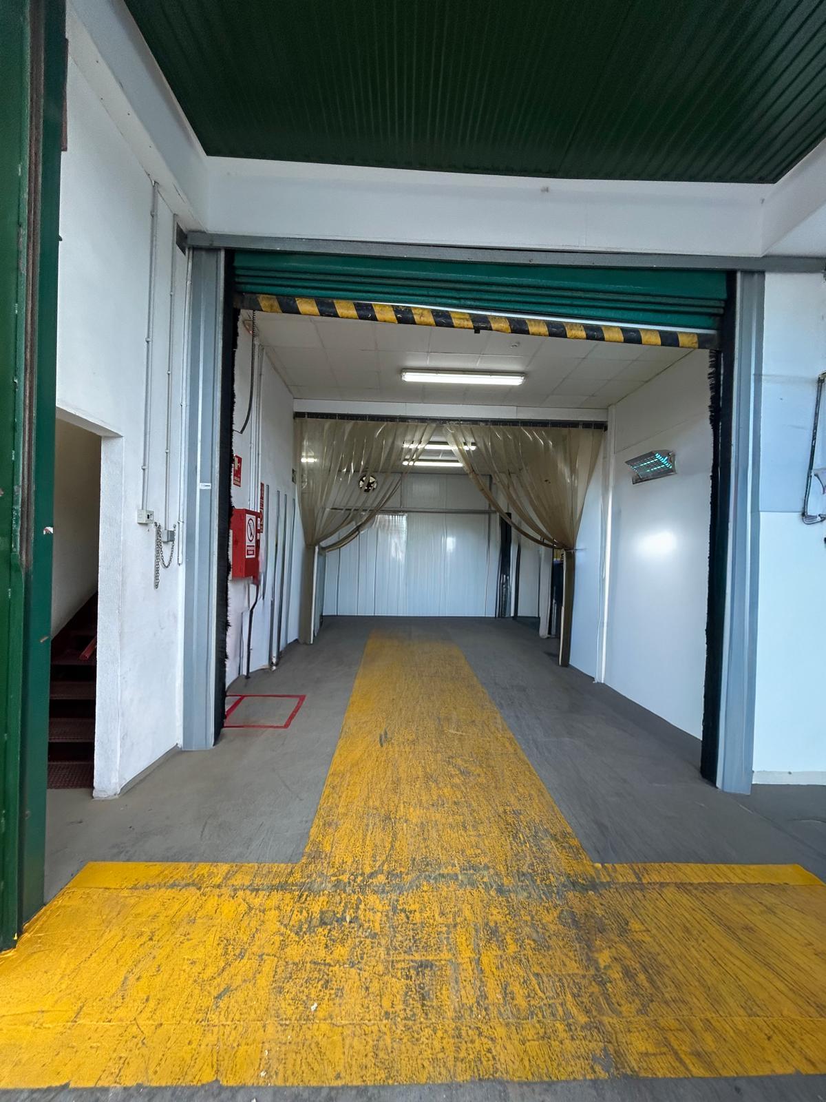 Factory en Venta en Carrer Comuna di Carrara - 14