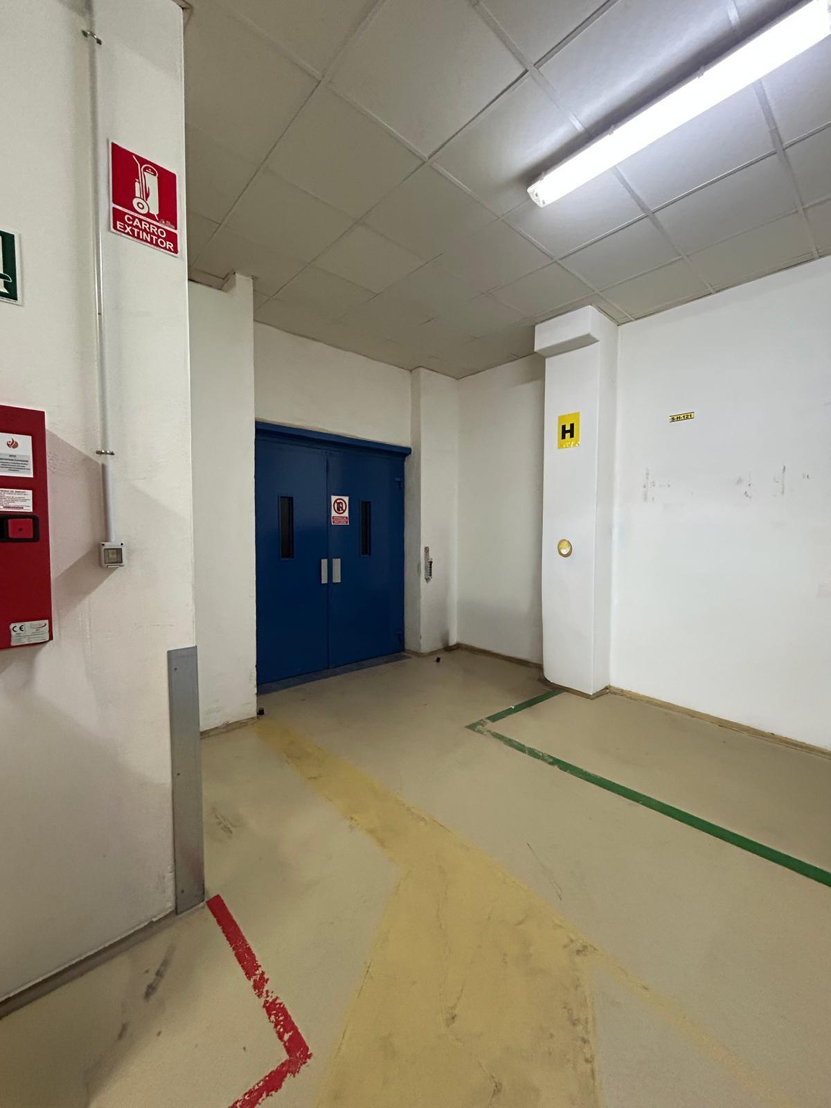 Factory en Venta en Carrer Comuna di Carrara - 15