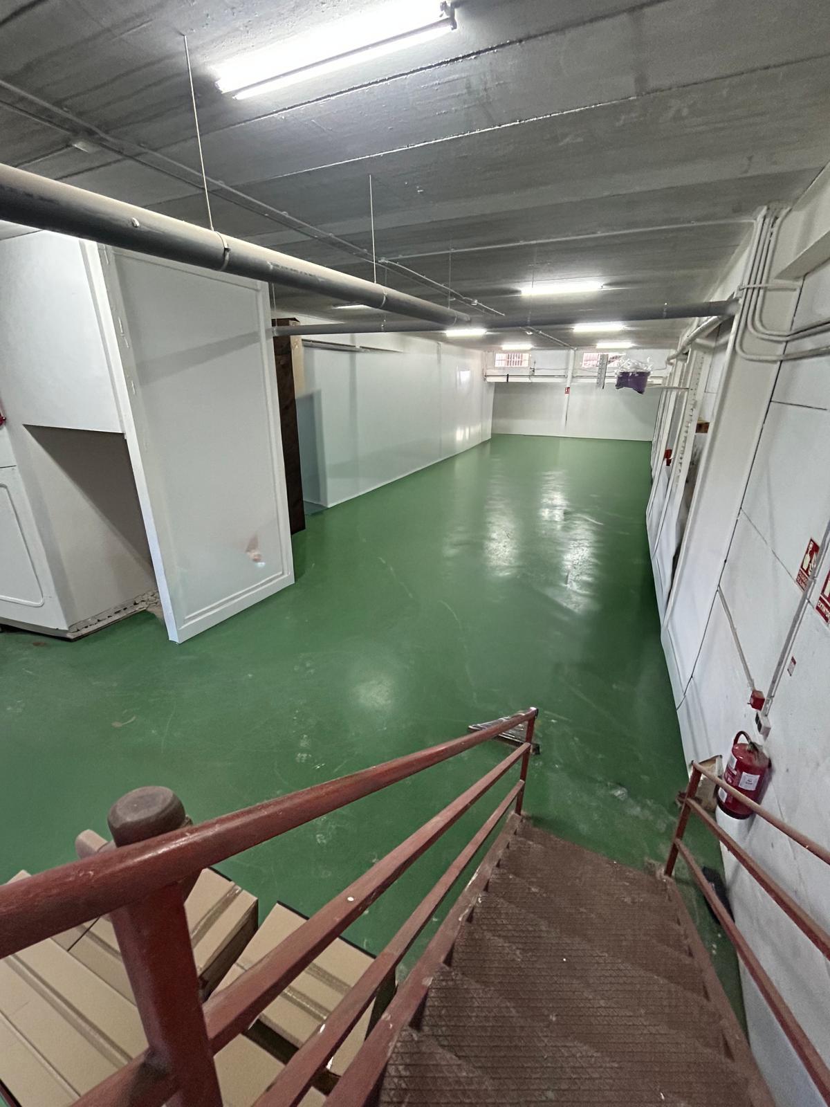 Factory en Venta en Carrer Comuna di Carrara - 17