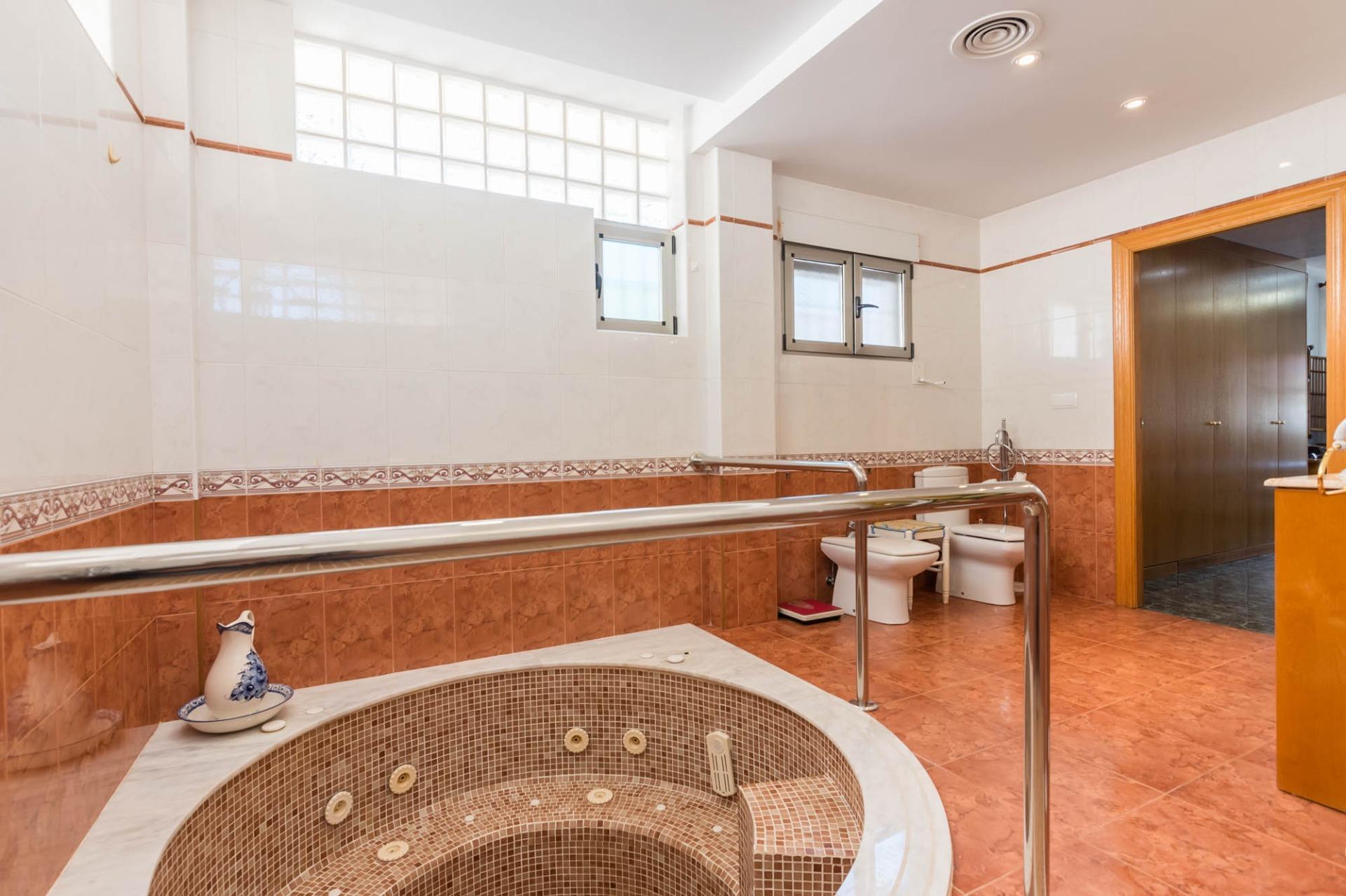 Casa en Venta en Avenida Majal Blanco - 27
