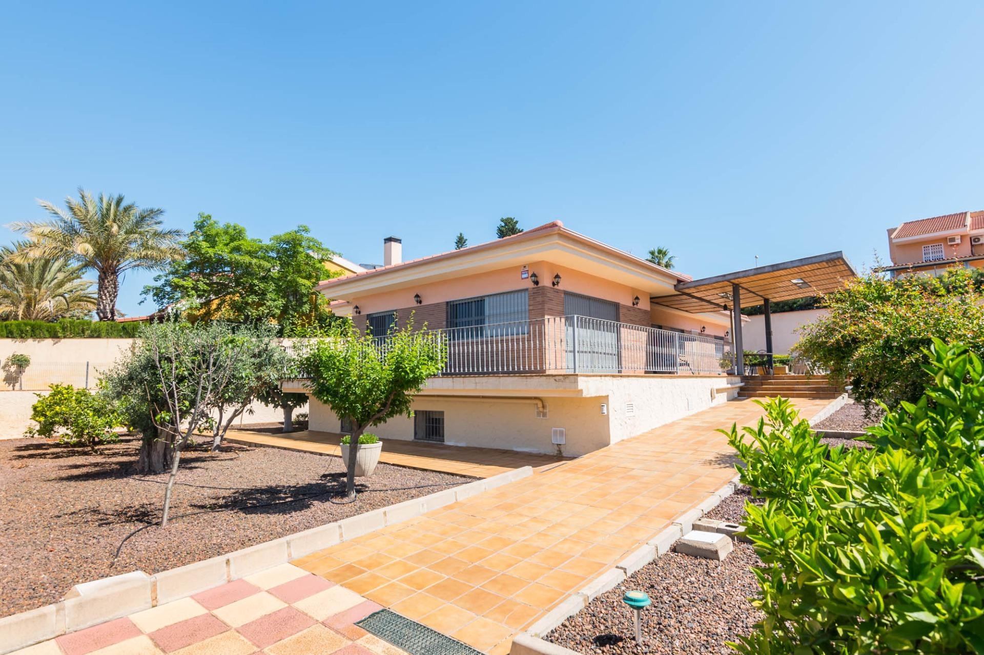 Casa en Venta en Avenida Majal Blanco - 53