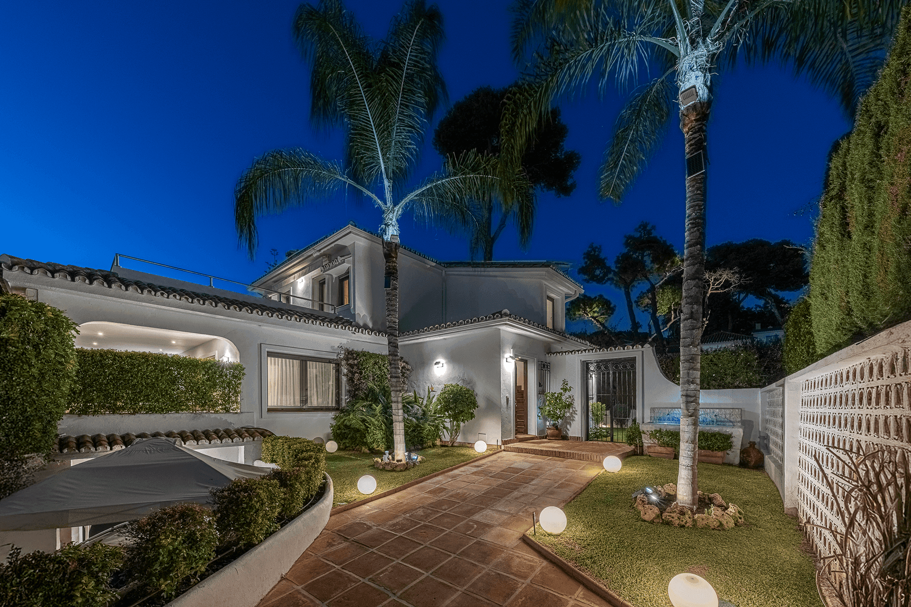 Villa en Venta en Urbanizacion los Monteros - 3