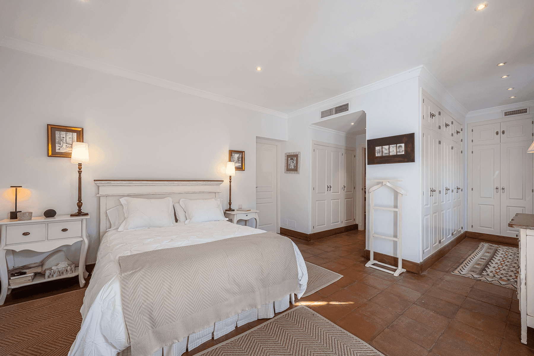 Villa en Venta en Urbanizacion los Monteros - 16