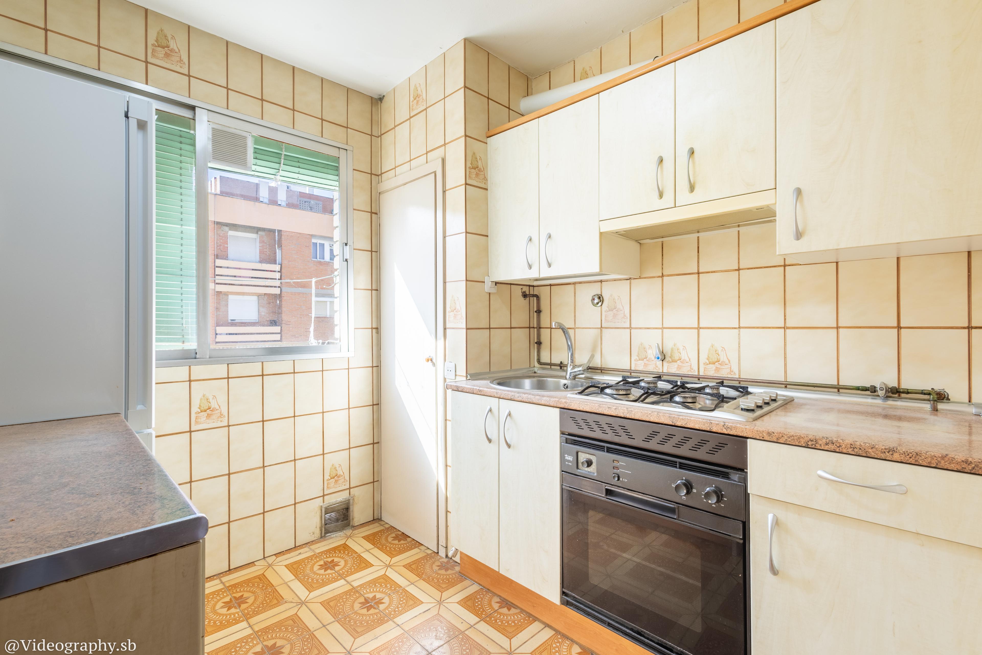 Piso en Venta - Calle de Arroyo de Fontarrón - 5