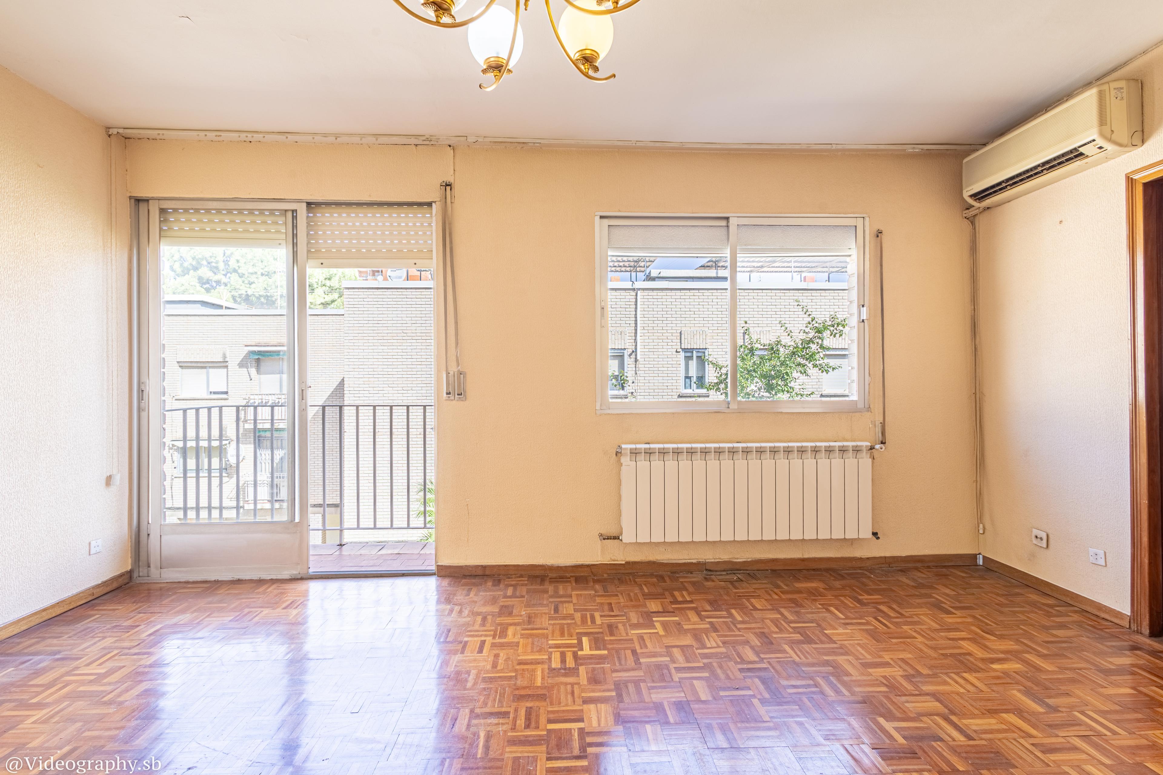 Piso en Venta - Calle de Arroyo de Fontarrón - 3