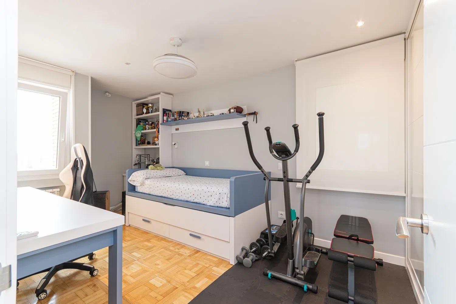 Piso en Venta en Calle de Fermín Caballero - 14