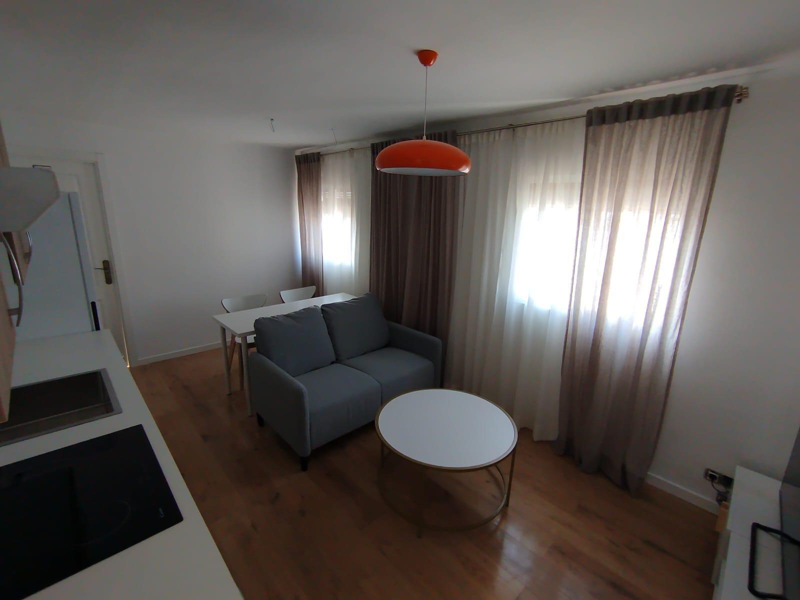 Piso en Venta en Calle Manzana - 7