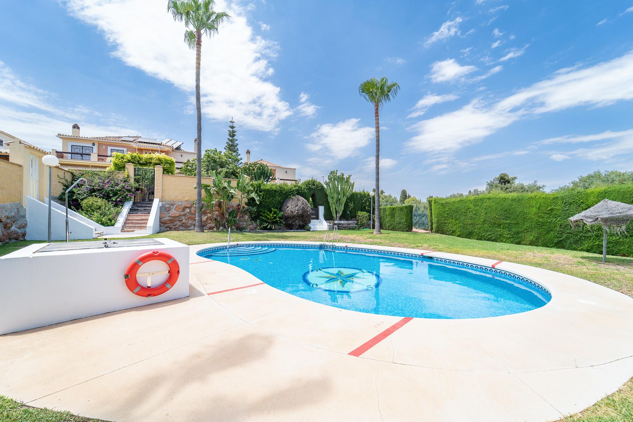 Casa Adosada en Venta en Calle Remedios Varo - 34