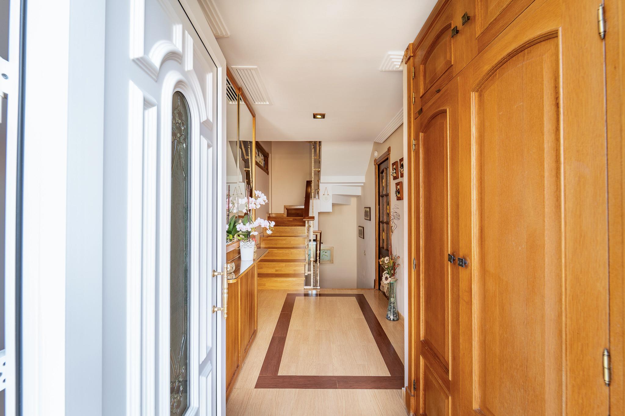 Casa Adosada en Venta en Calle Remedios Varo - 30