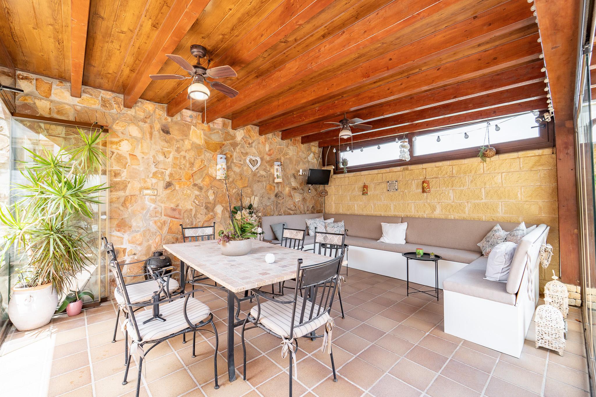Casa Adosada en Venta en Calle Remedios Varo - 1