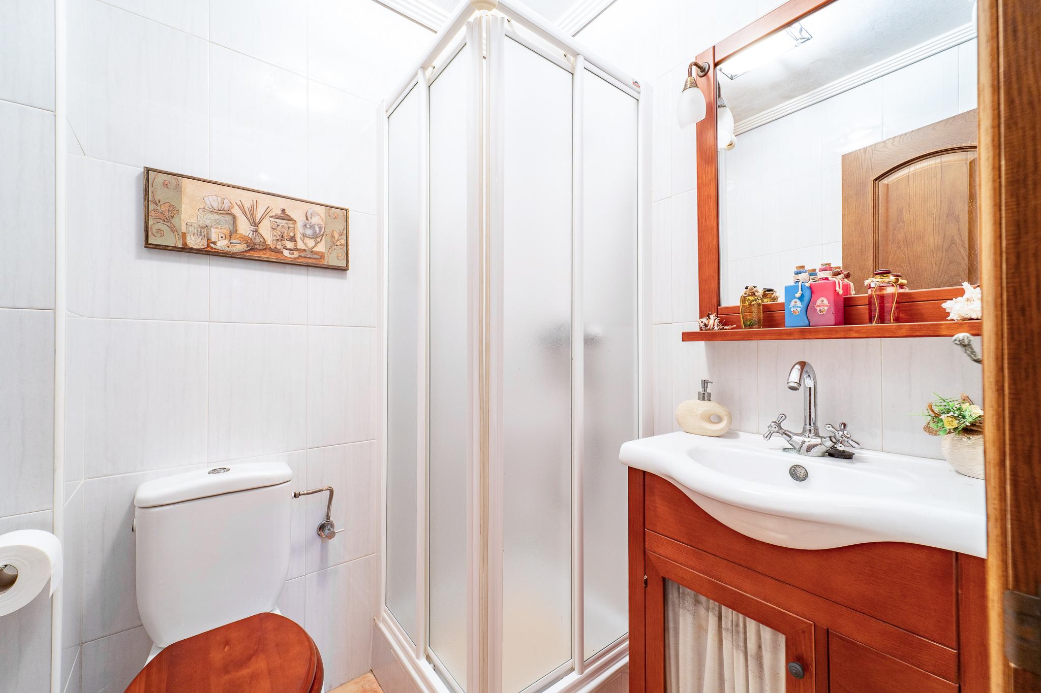 Casa Adosada en Venta en Calle Remedios Varo - 25
