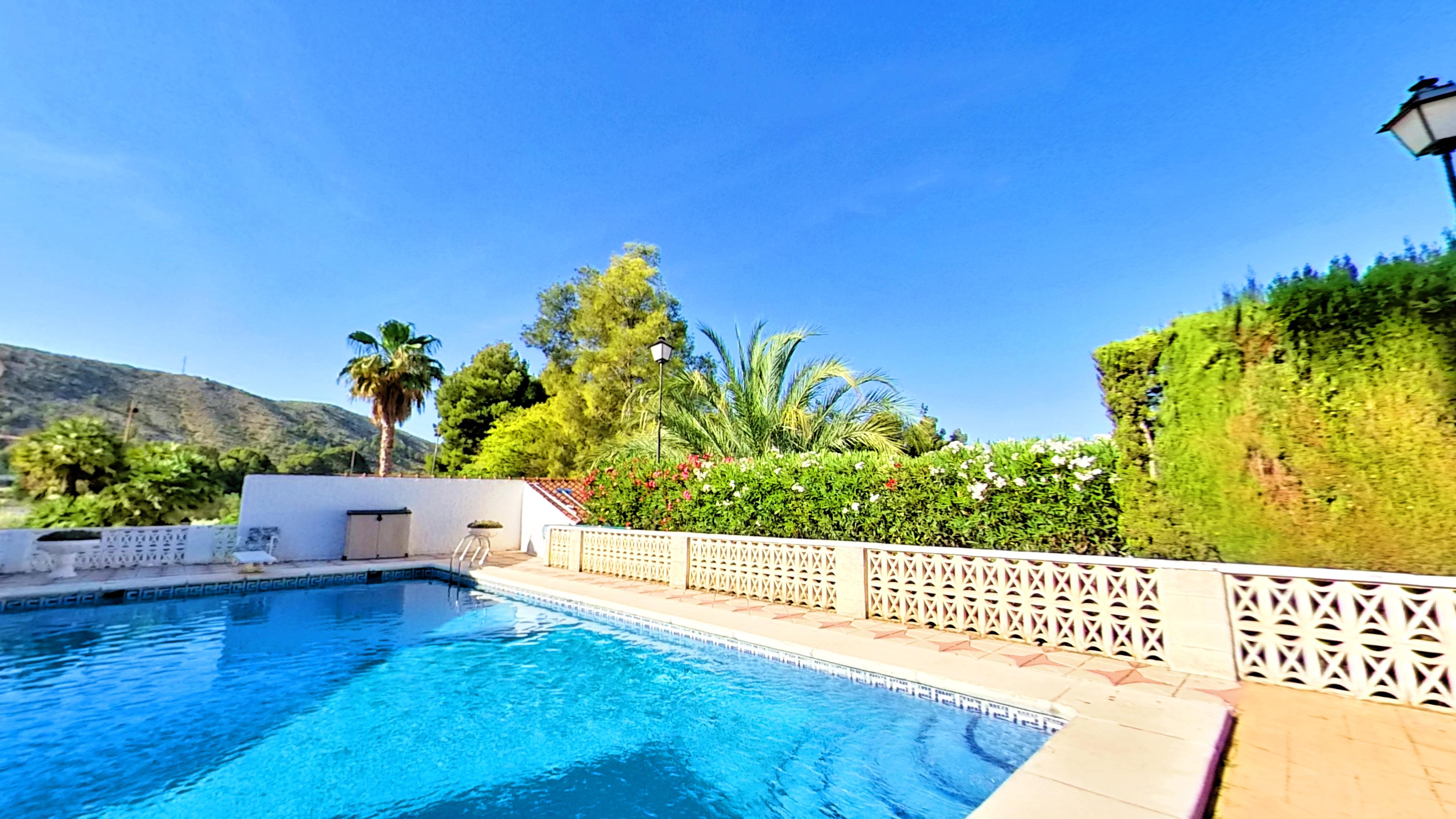 Casa en Venta en Carrer Peña del Sol - 16