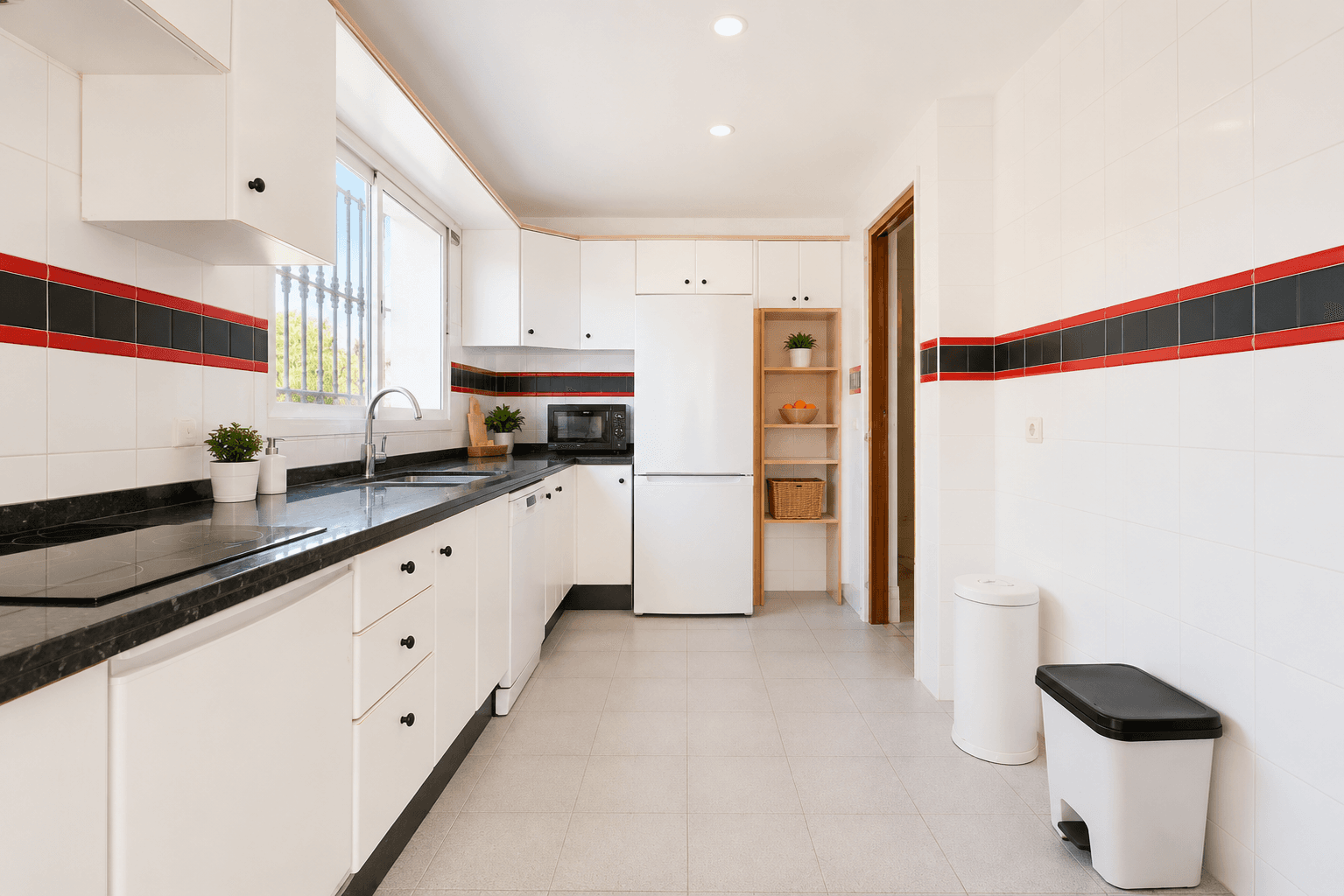Villa en Venta -  Calle Julio Romero - 9
