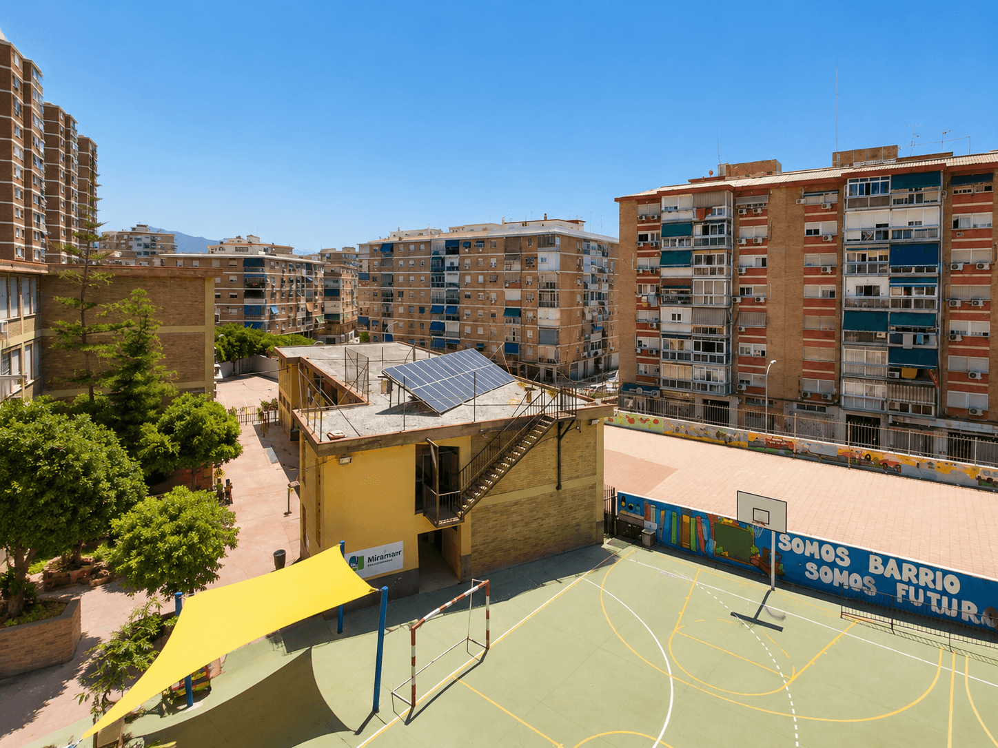 Piso en Venta - Avenida Miraflores de los Ángeles - 9