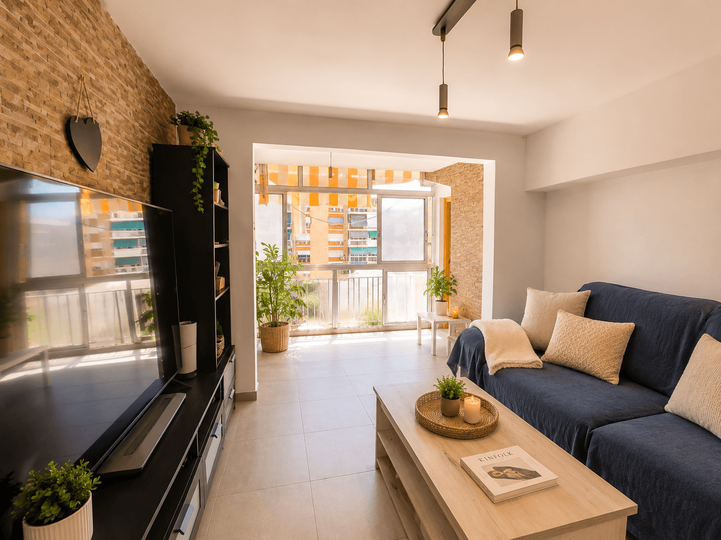 Piso en Venta - Avenida Miraflores de los Ángeles - 2