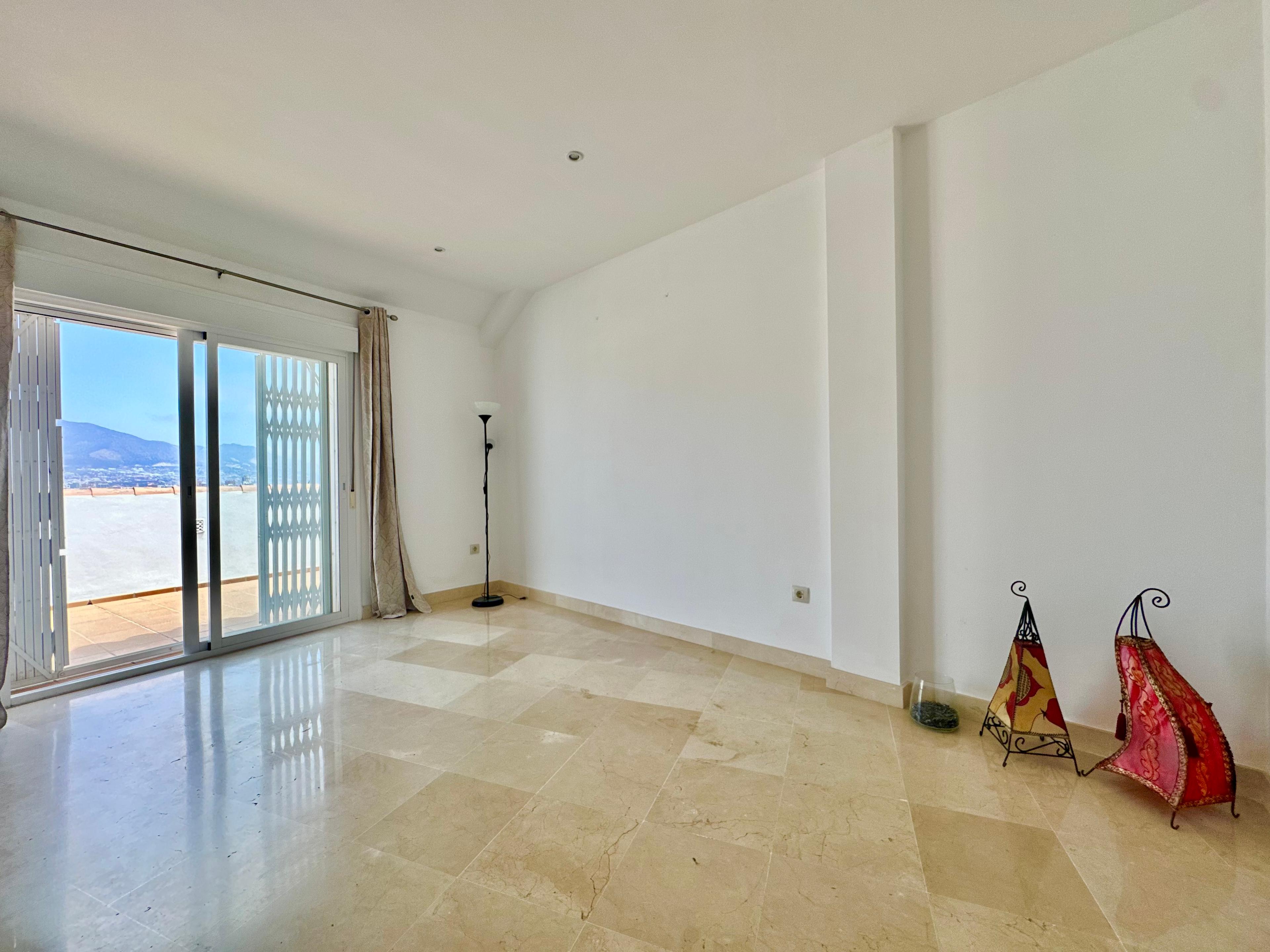 Ático en Venta en Zona Sohail (Fuengirola) - 3