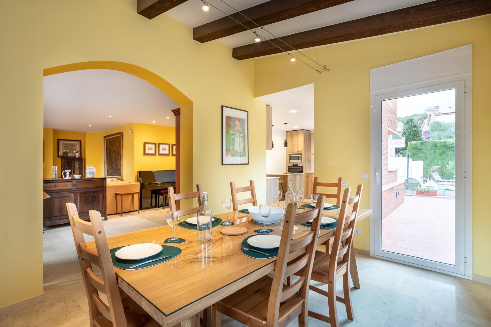 Casa Adosada en Venta en Carrer dels Oms - 20