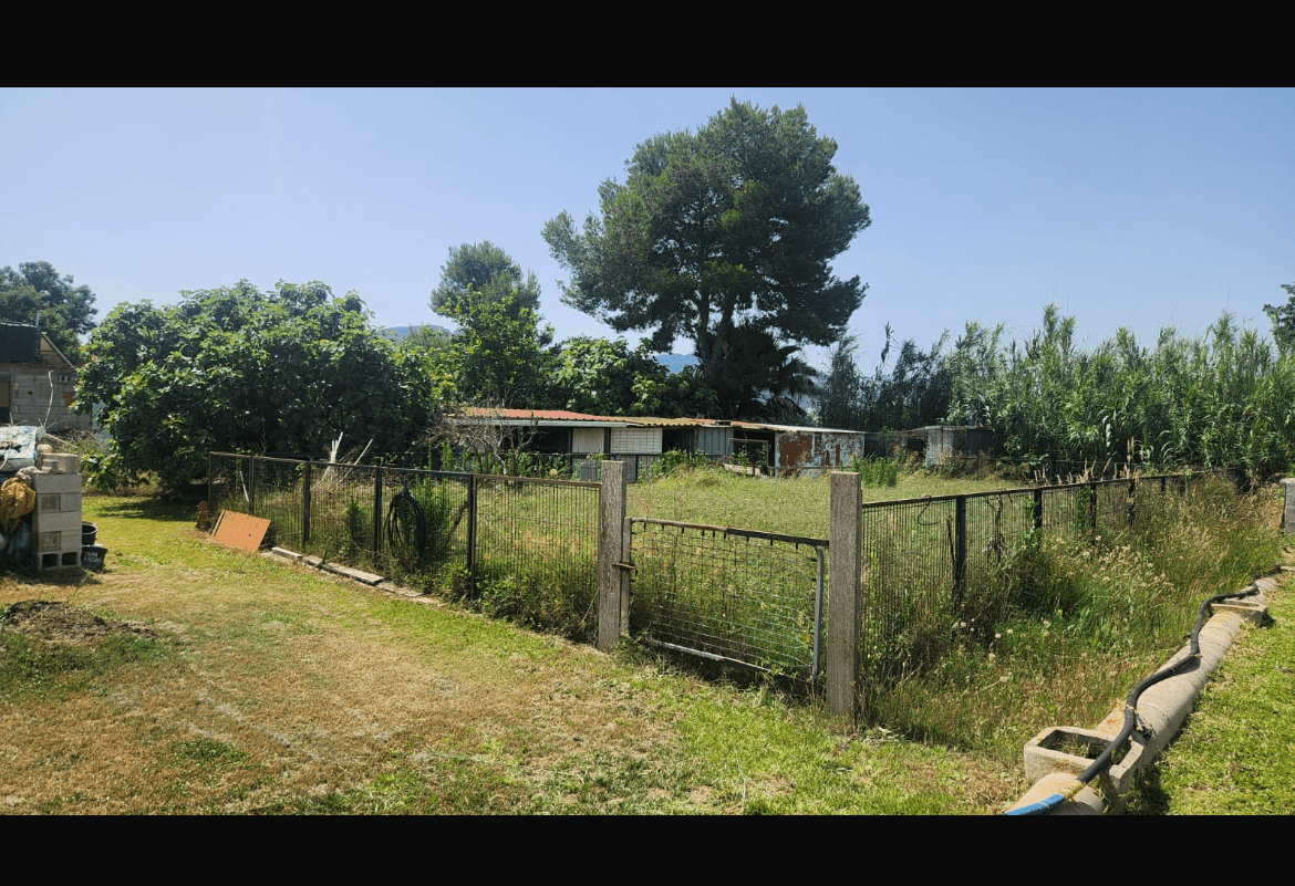Casa Rústica en Venta en Polígono 14 - 8
