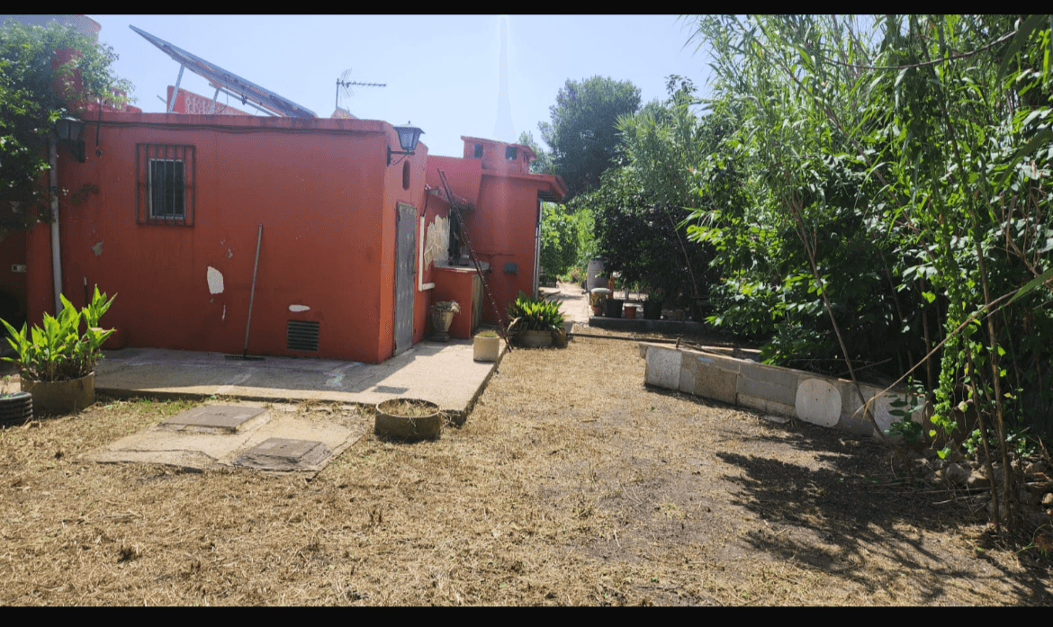 Casa Rústica en Venta en Polígono 14 - 3