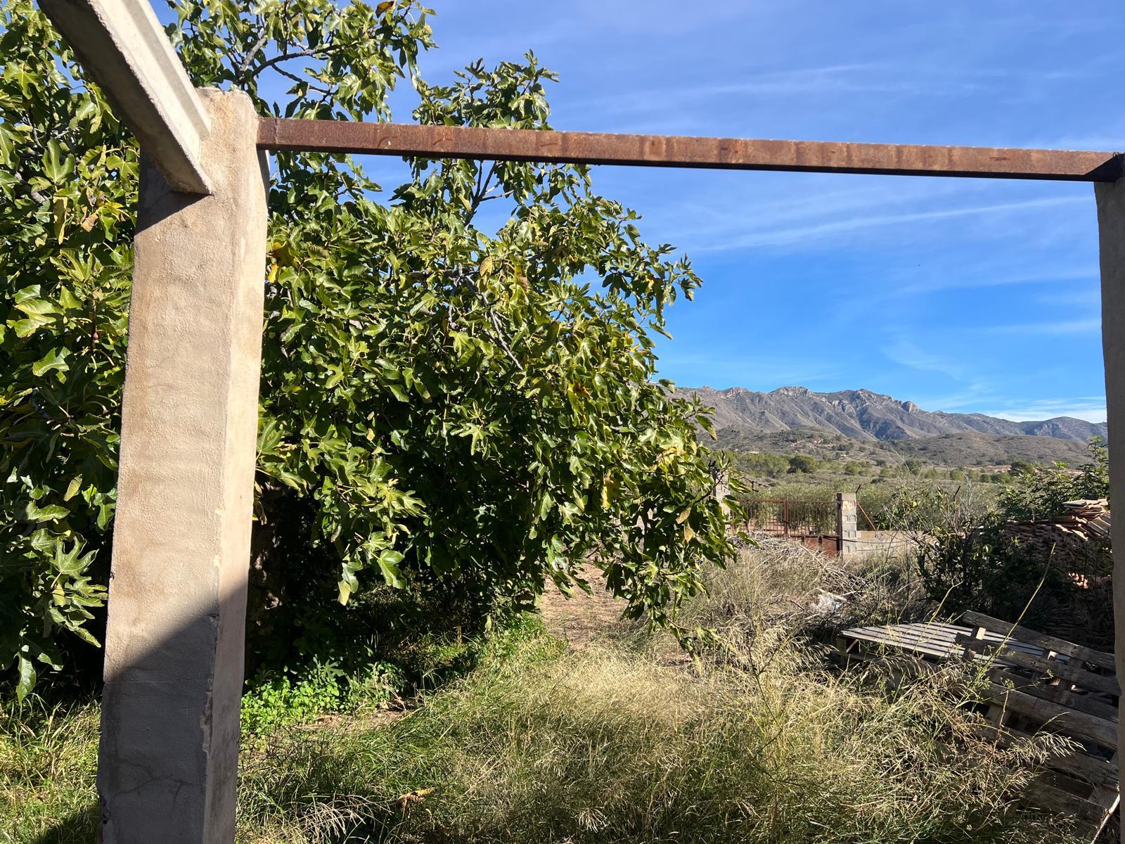 Casa Rústica en Venta - Calle Juan José - 32