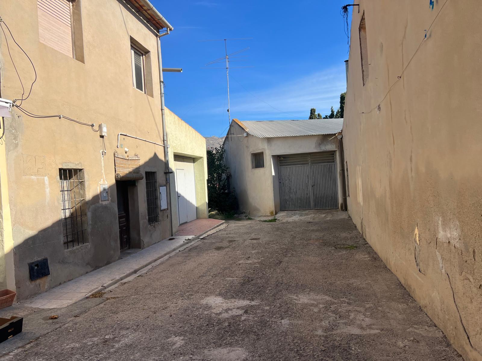 Casa Rústica en Venta - Calle Juan José - 42
