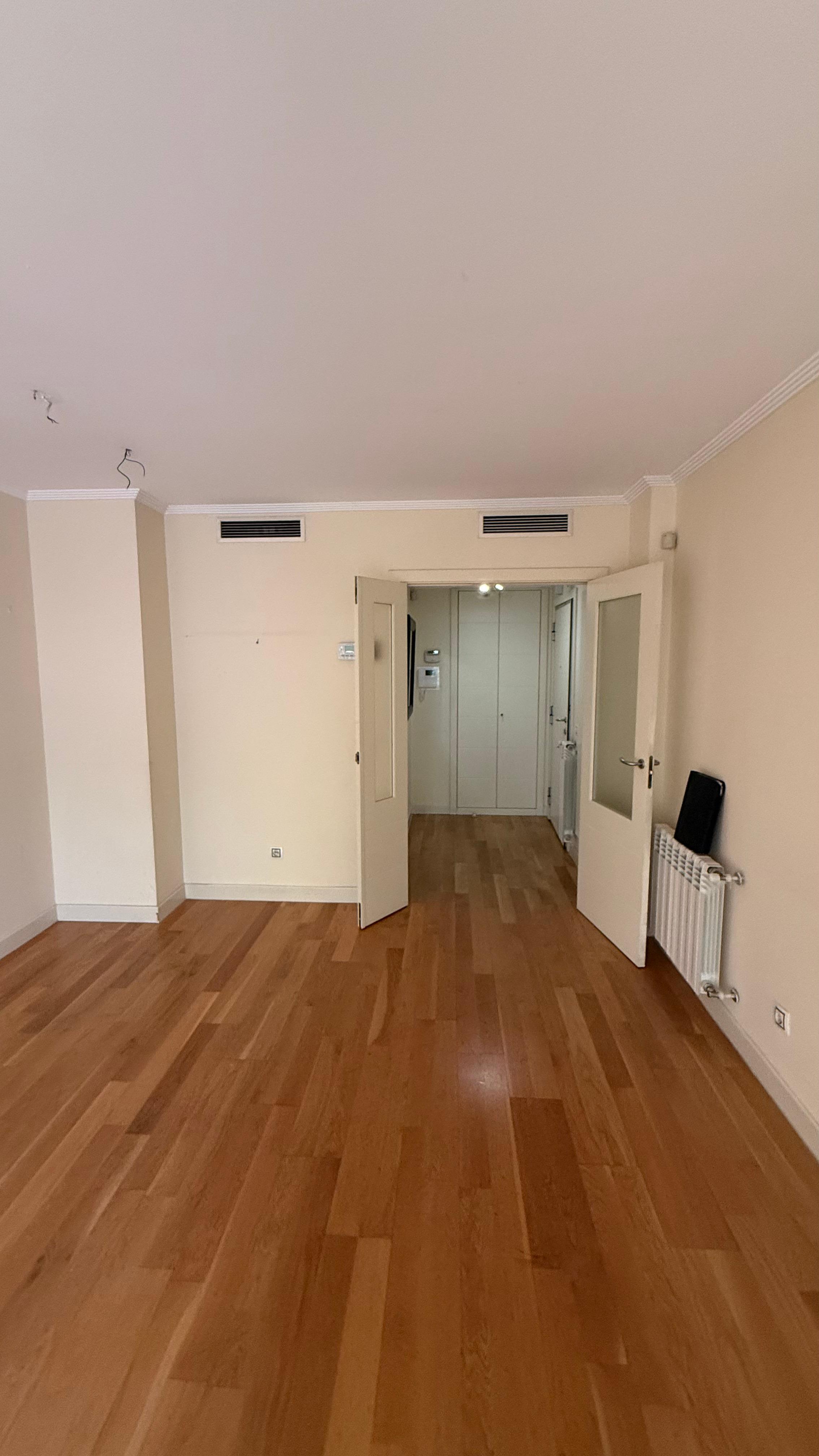 Piso en Venta en Calle de Rafael Bergamín - 10