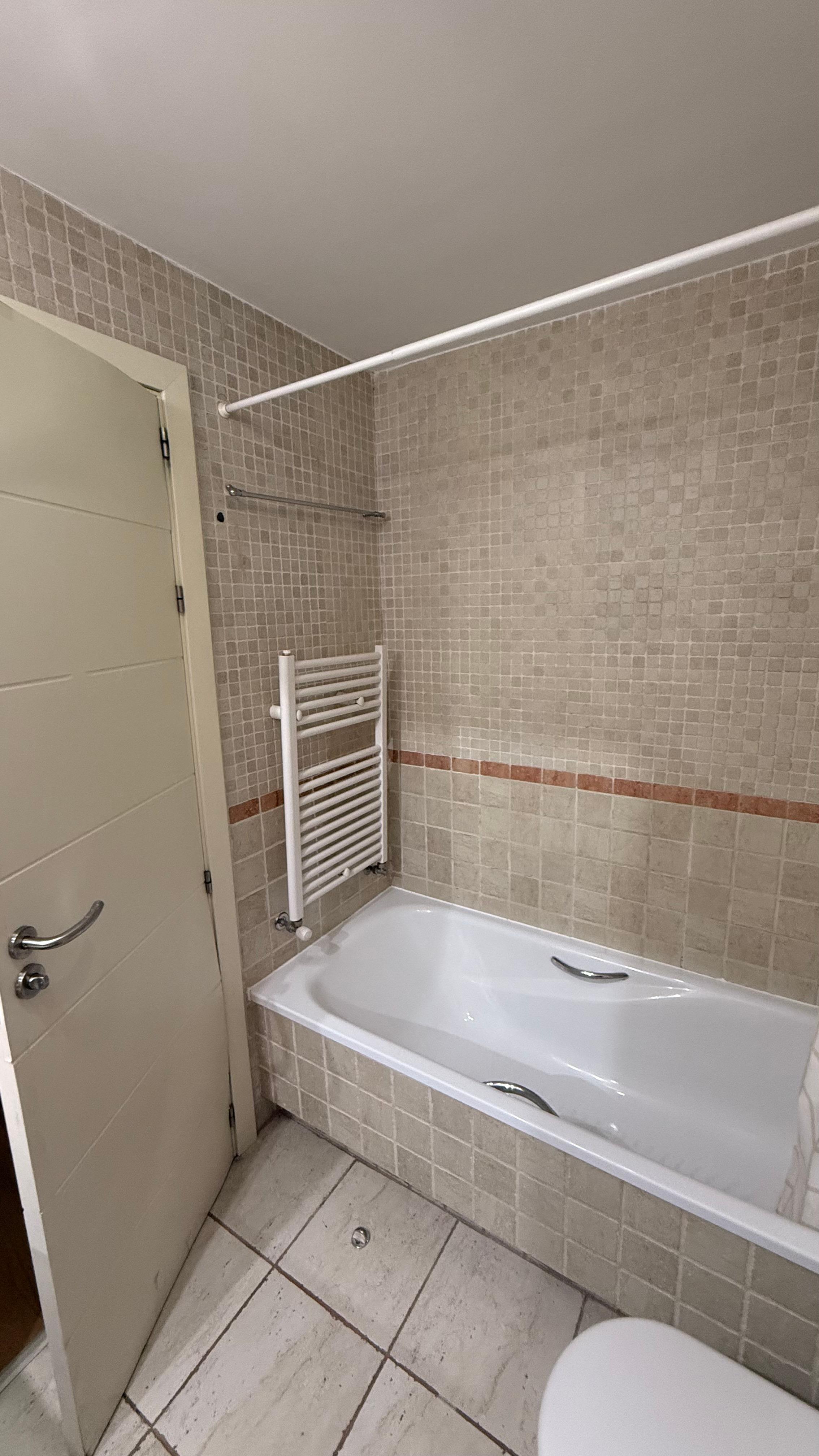 Piso en Venta en Calle de Rafael Bergamín - 22