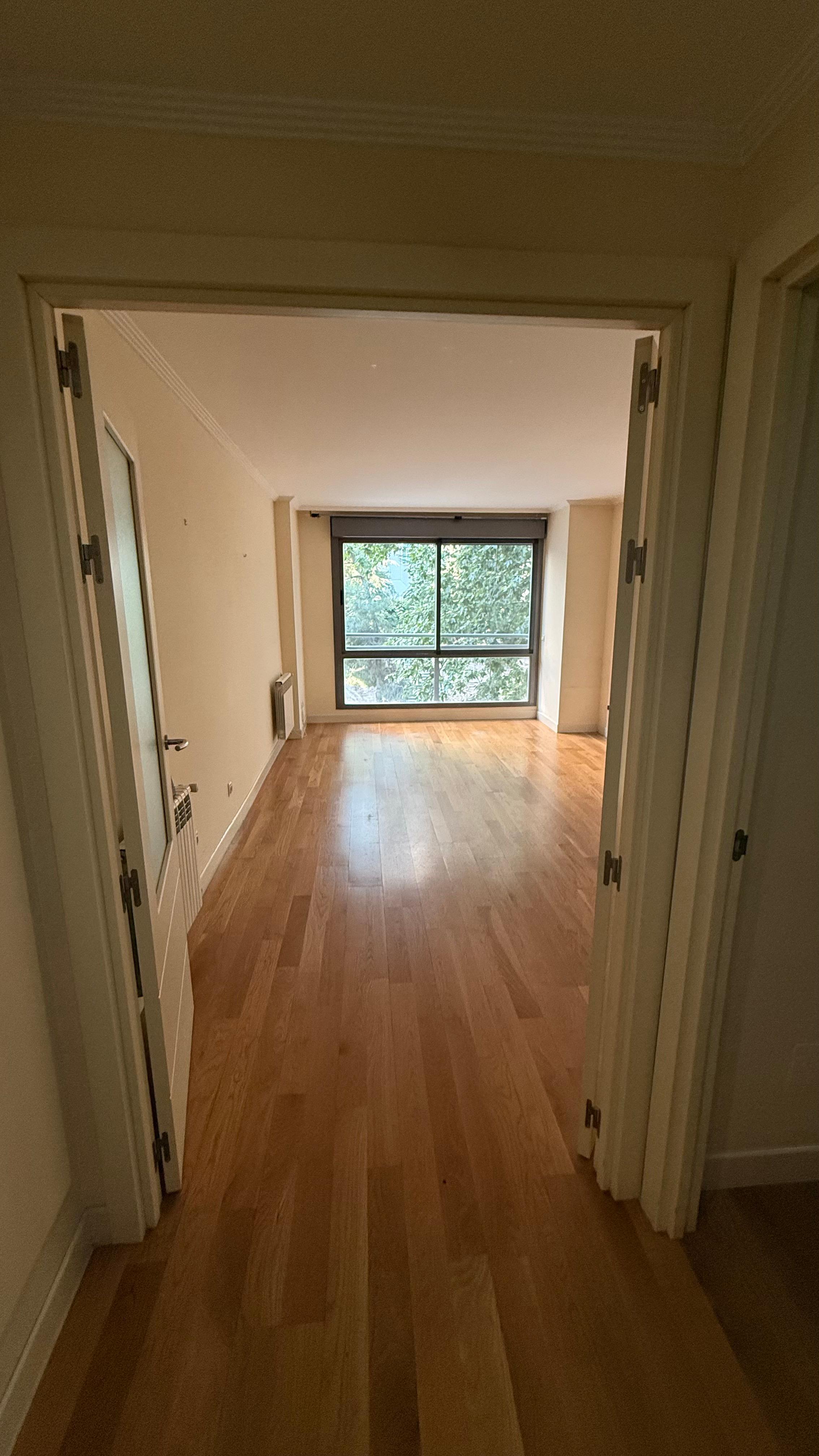 Piso en Venta en Calle de Rafael Bergamín - 9