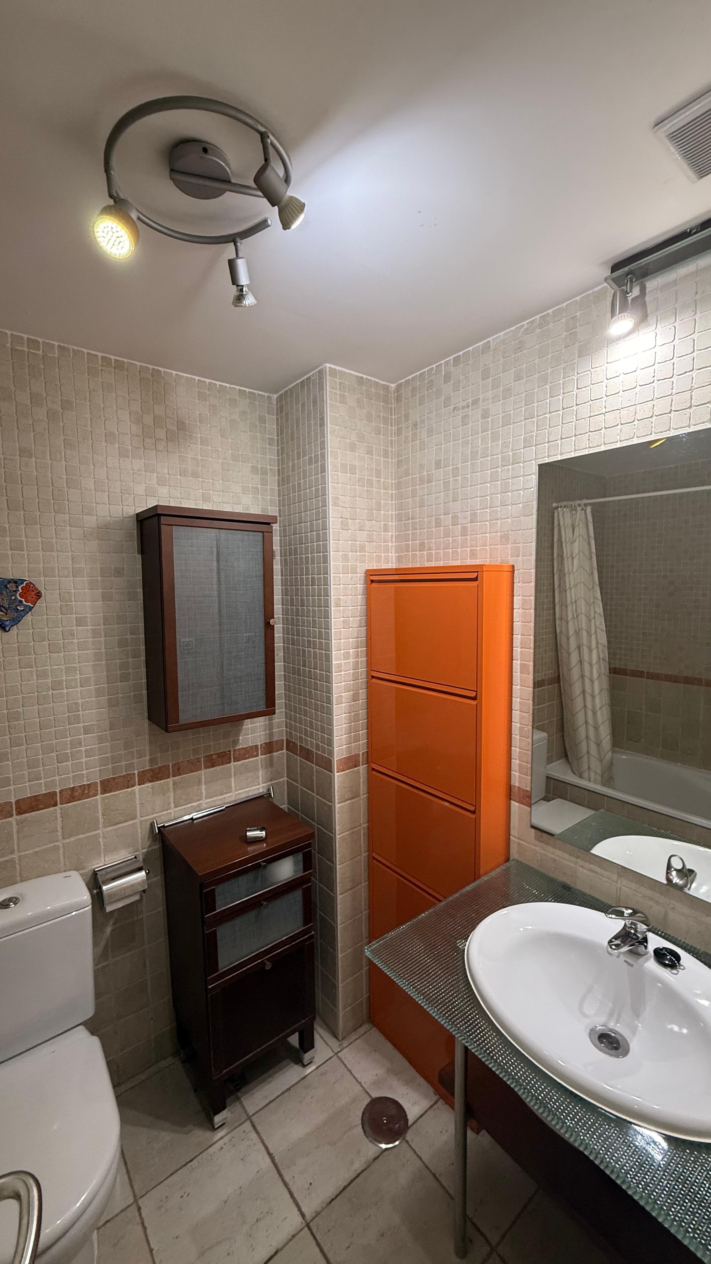 Piso en Venta en Calle de Rafael Bergamín - 19