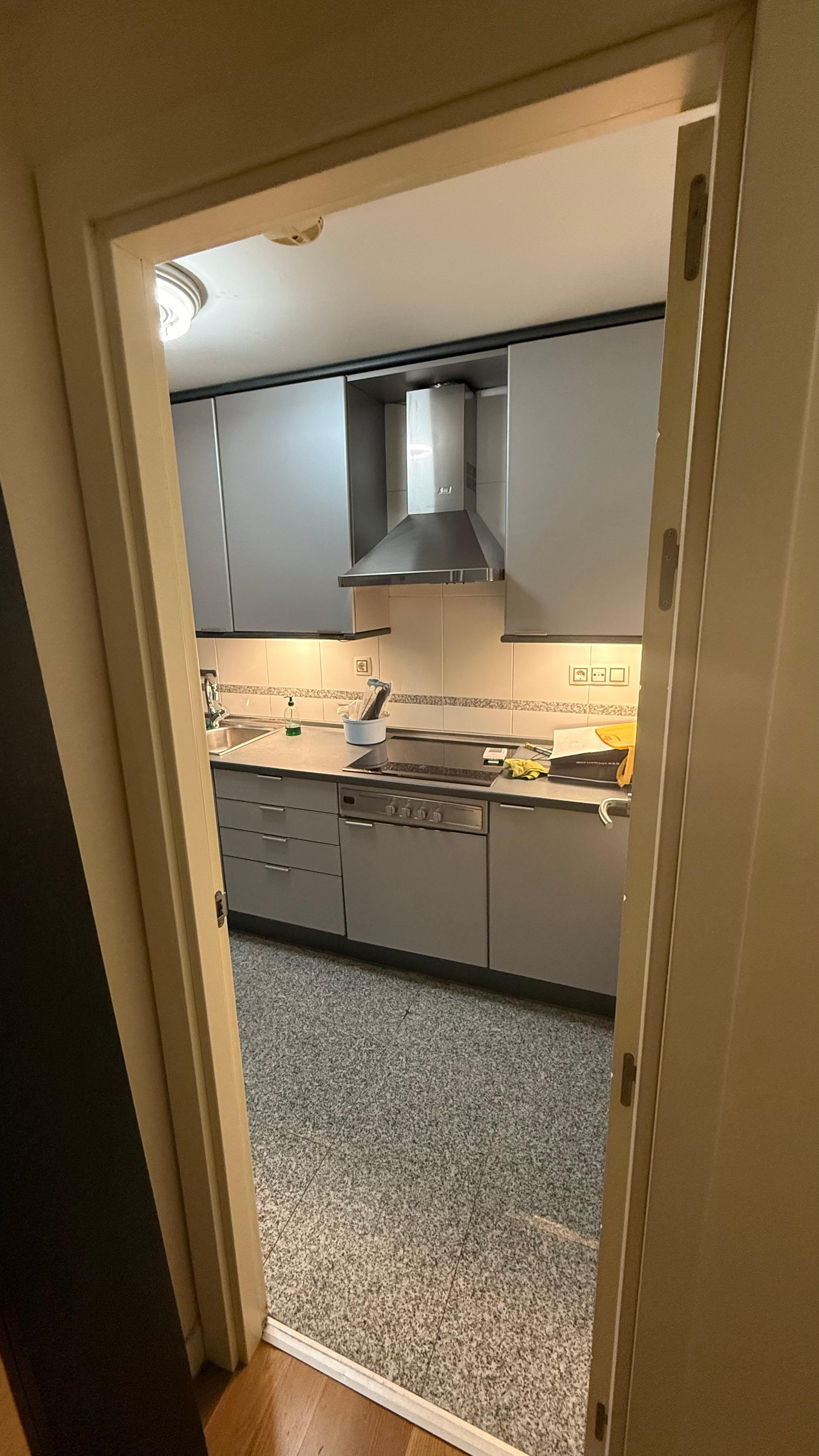 Piso en Venta en Calle de Rafael Bergamín - 11