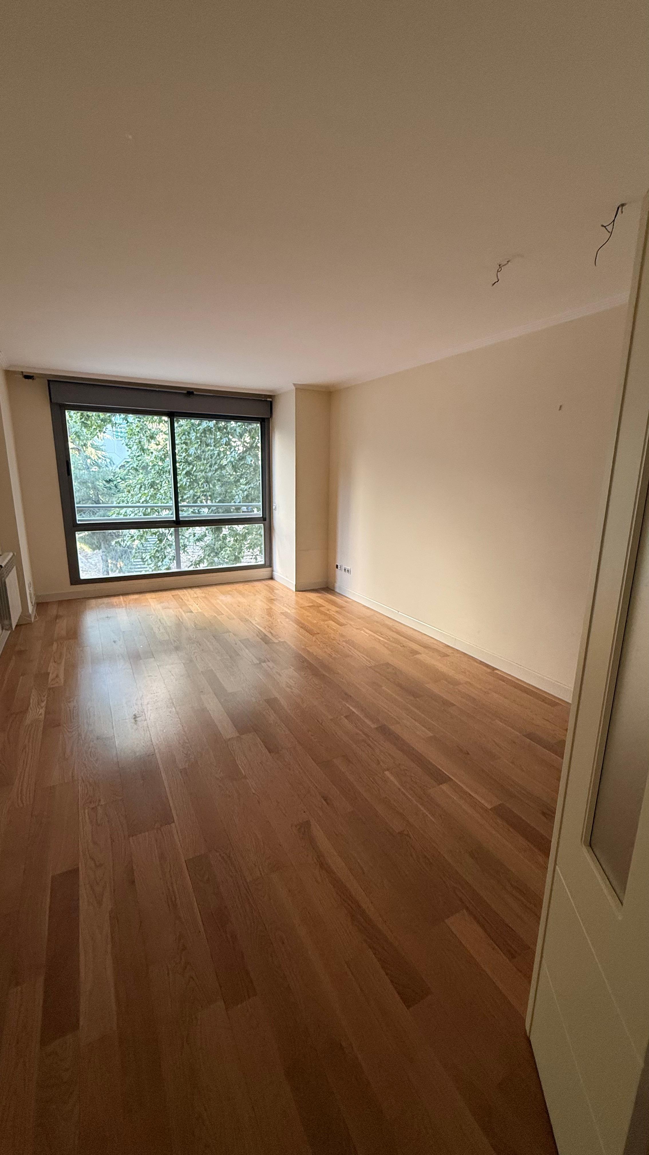 Piso en Venta en Calle de Rafael Bergamín - 1