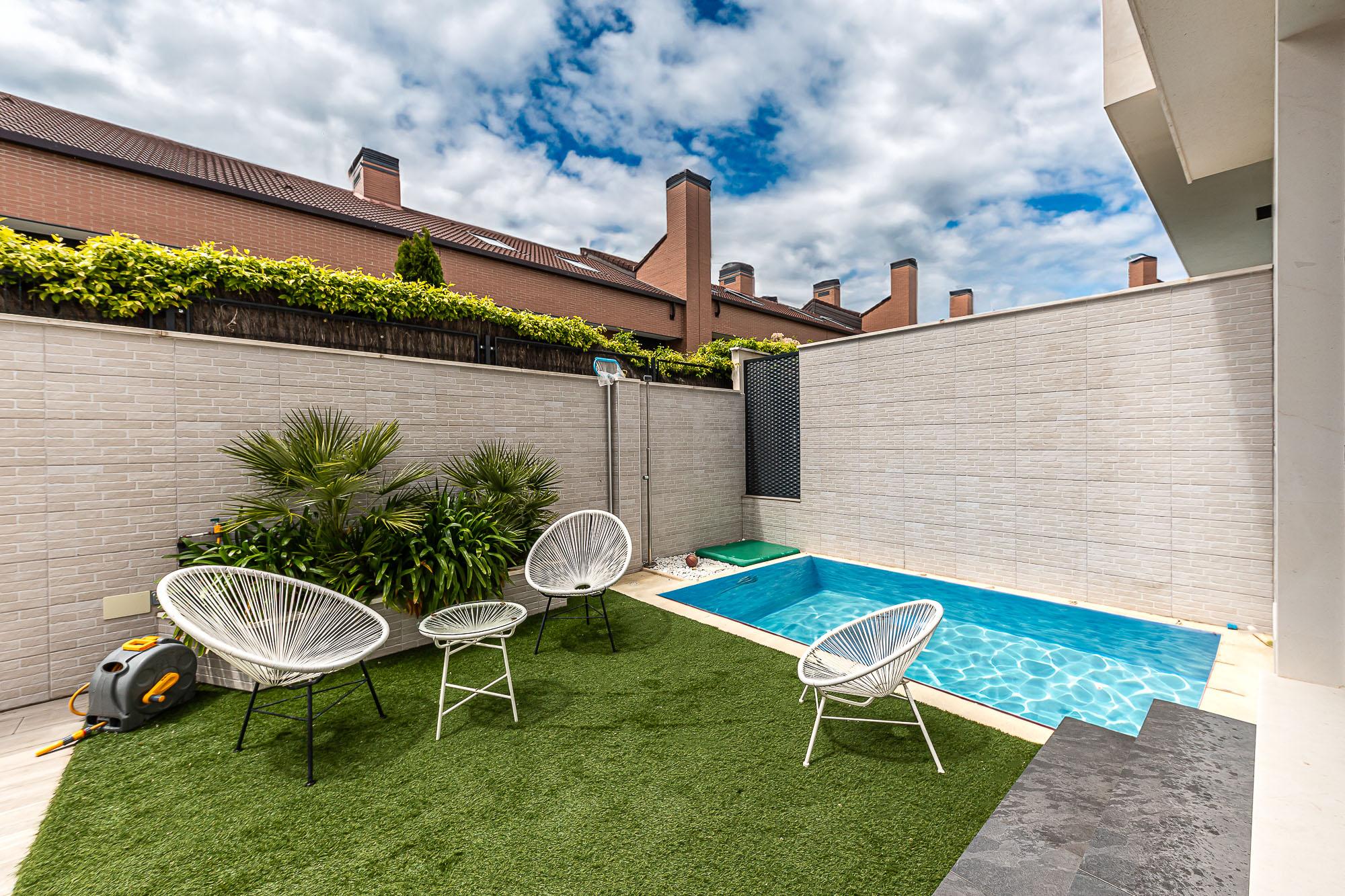Casa en Venta en Calle de Arnedillo - 1