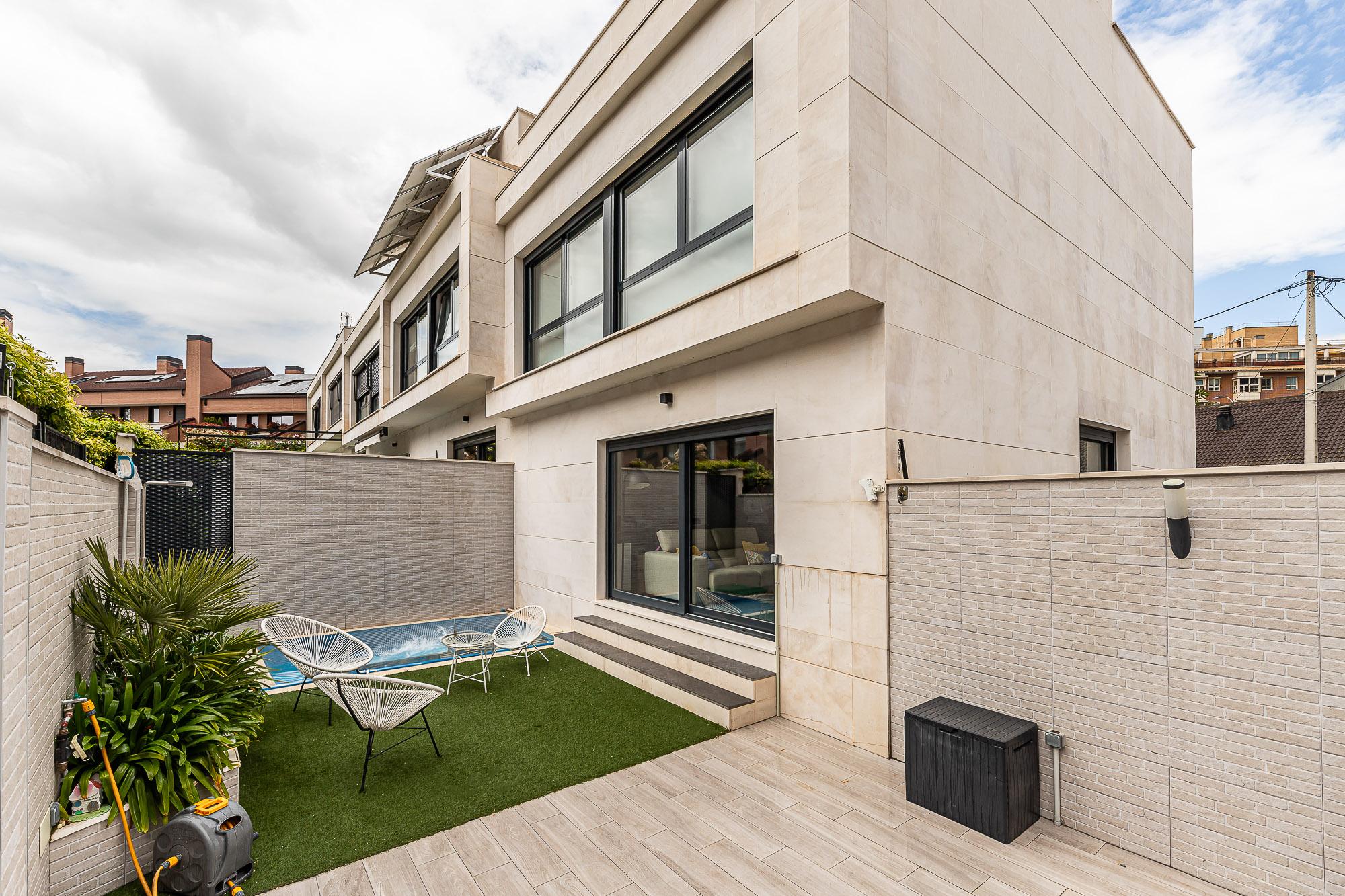 Casa en Venta en Calle de Arnedillo - 7