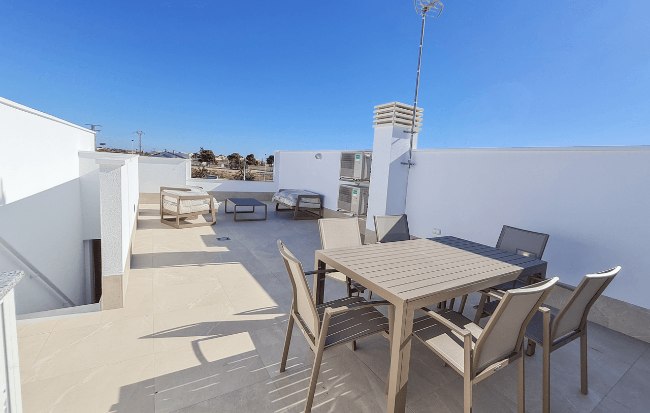 Casa en Venta en Calle Alonso Cano - 23