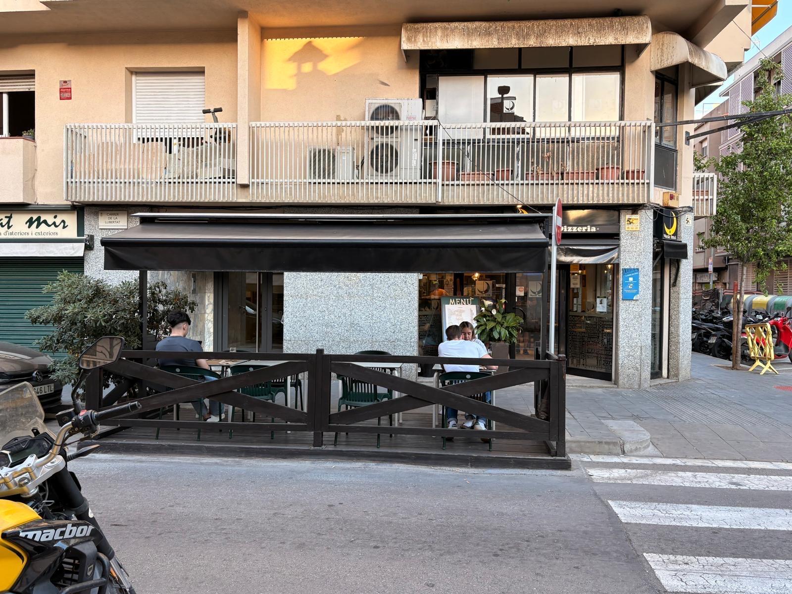 Tienda en Venta en Carrer de la Llibertat - 2