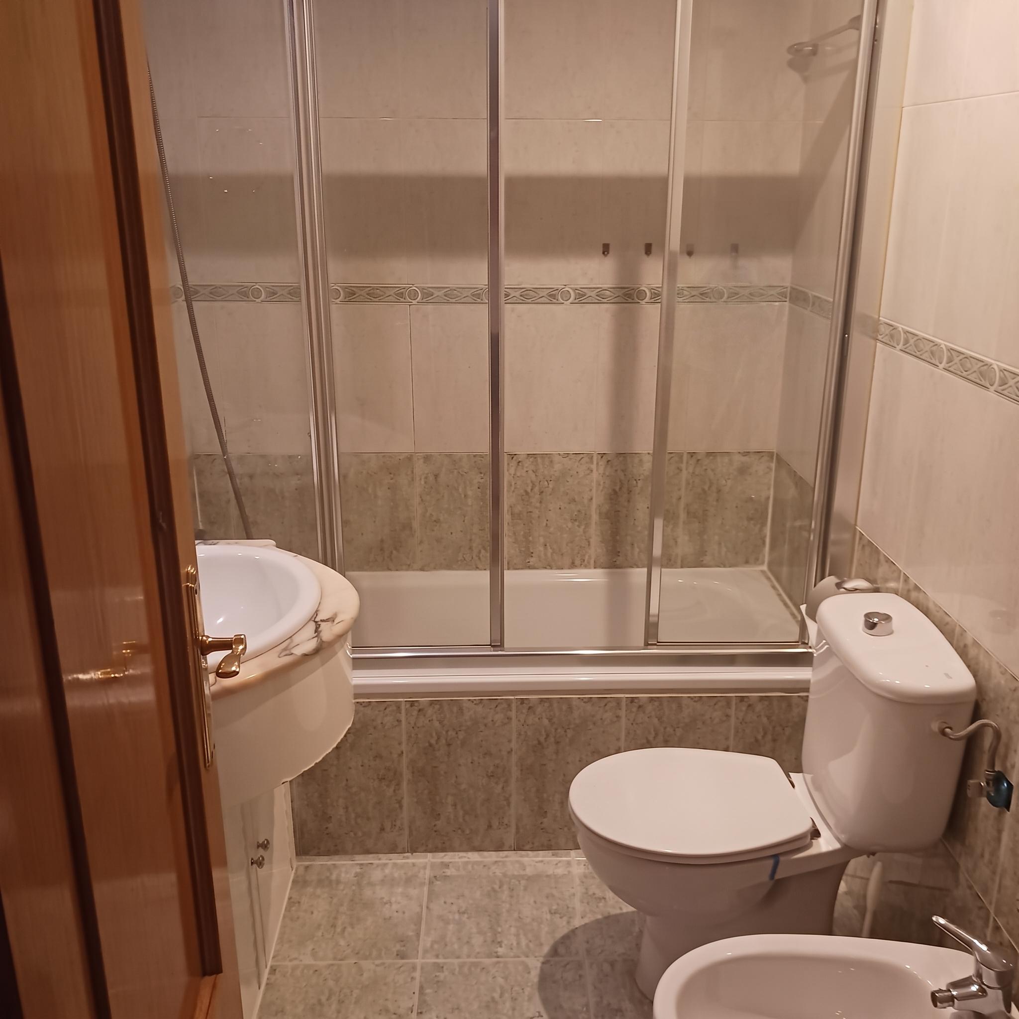Piso en Venta en Cuesta del Caz - 4