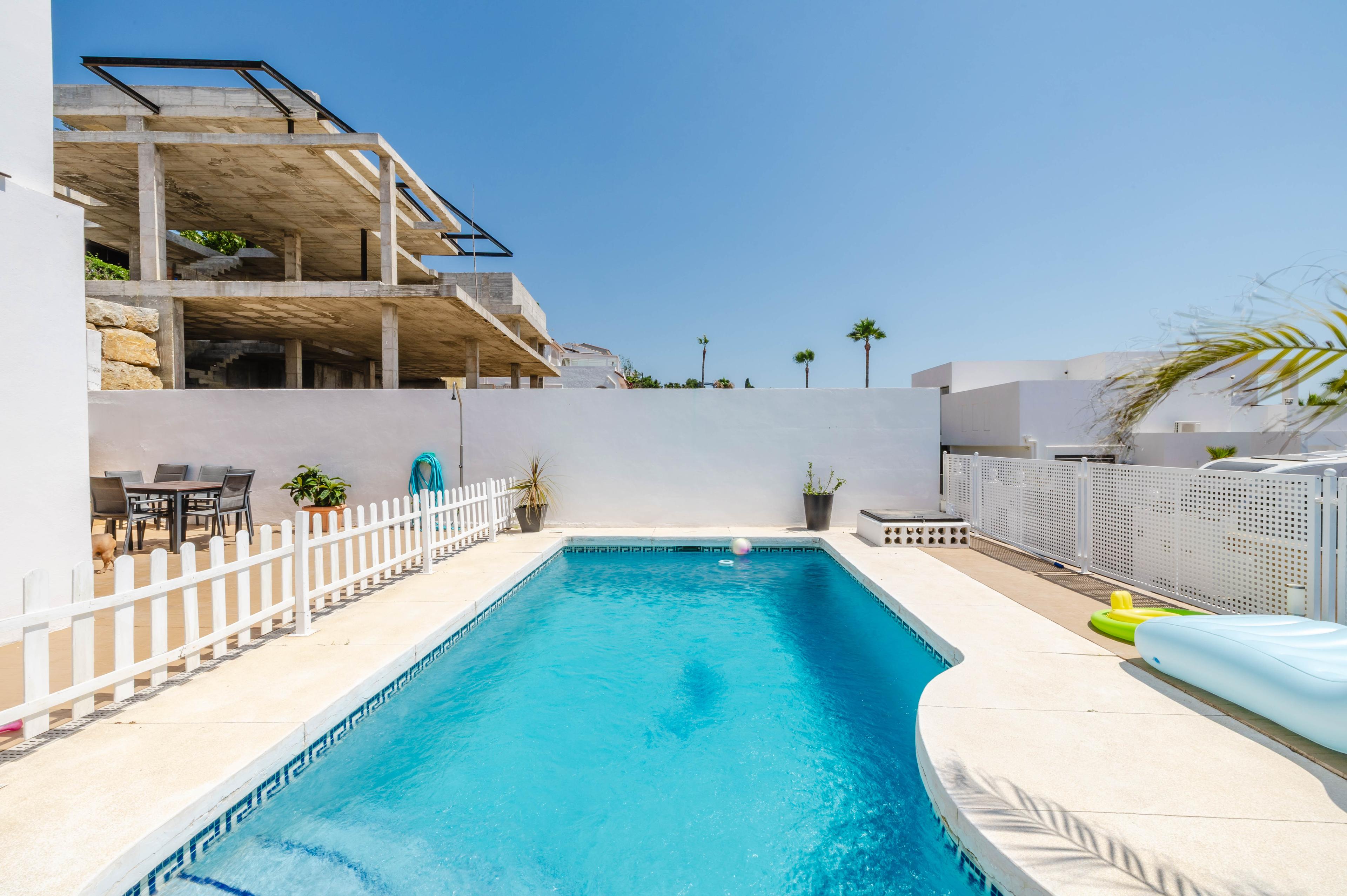 Casa en Venta en Urbanizacion Frutales del Alcor - 40