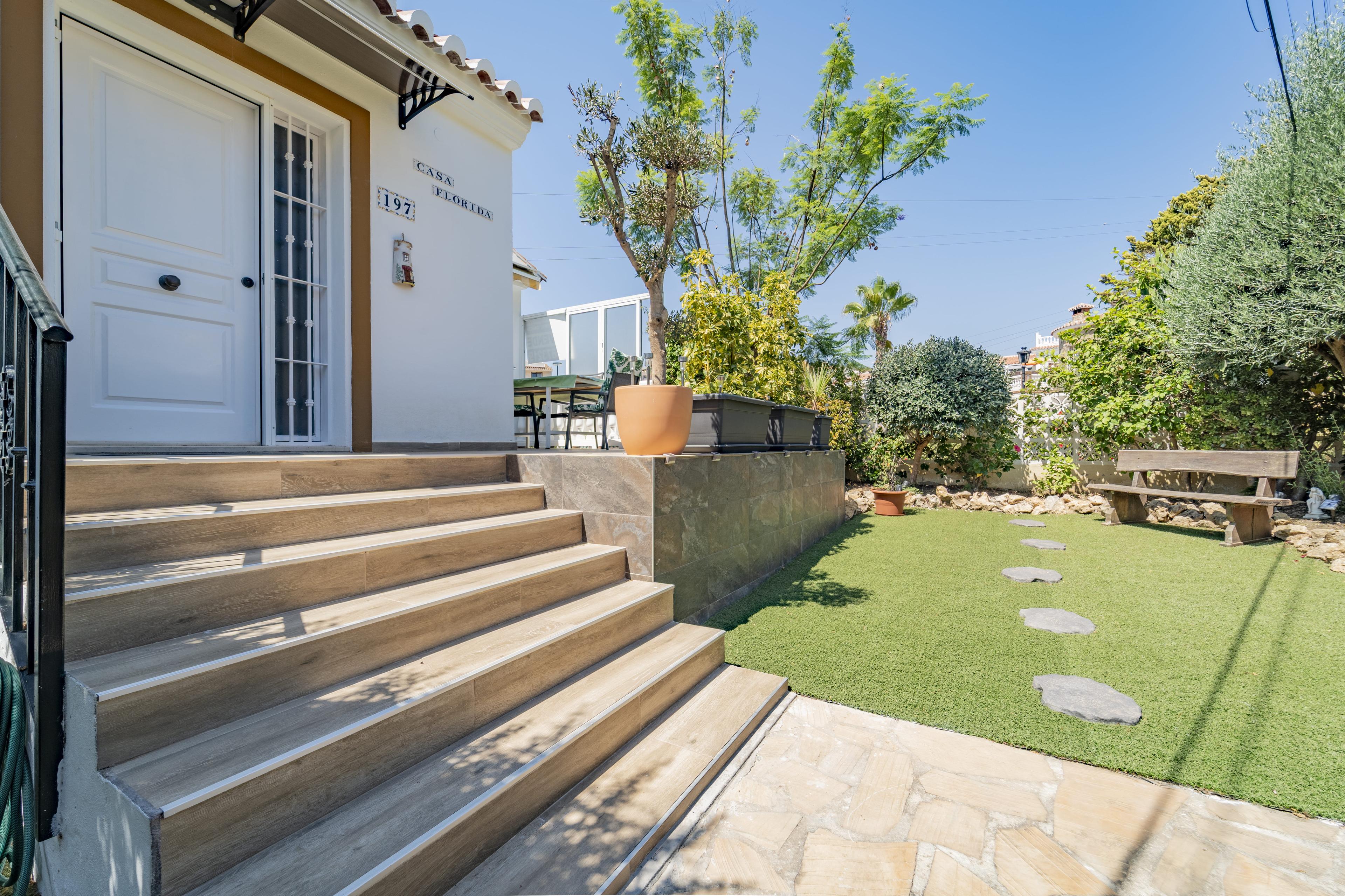 Villa en Venta en Calle Monte Florido - 45