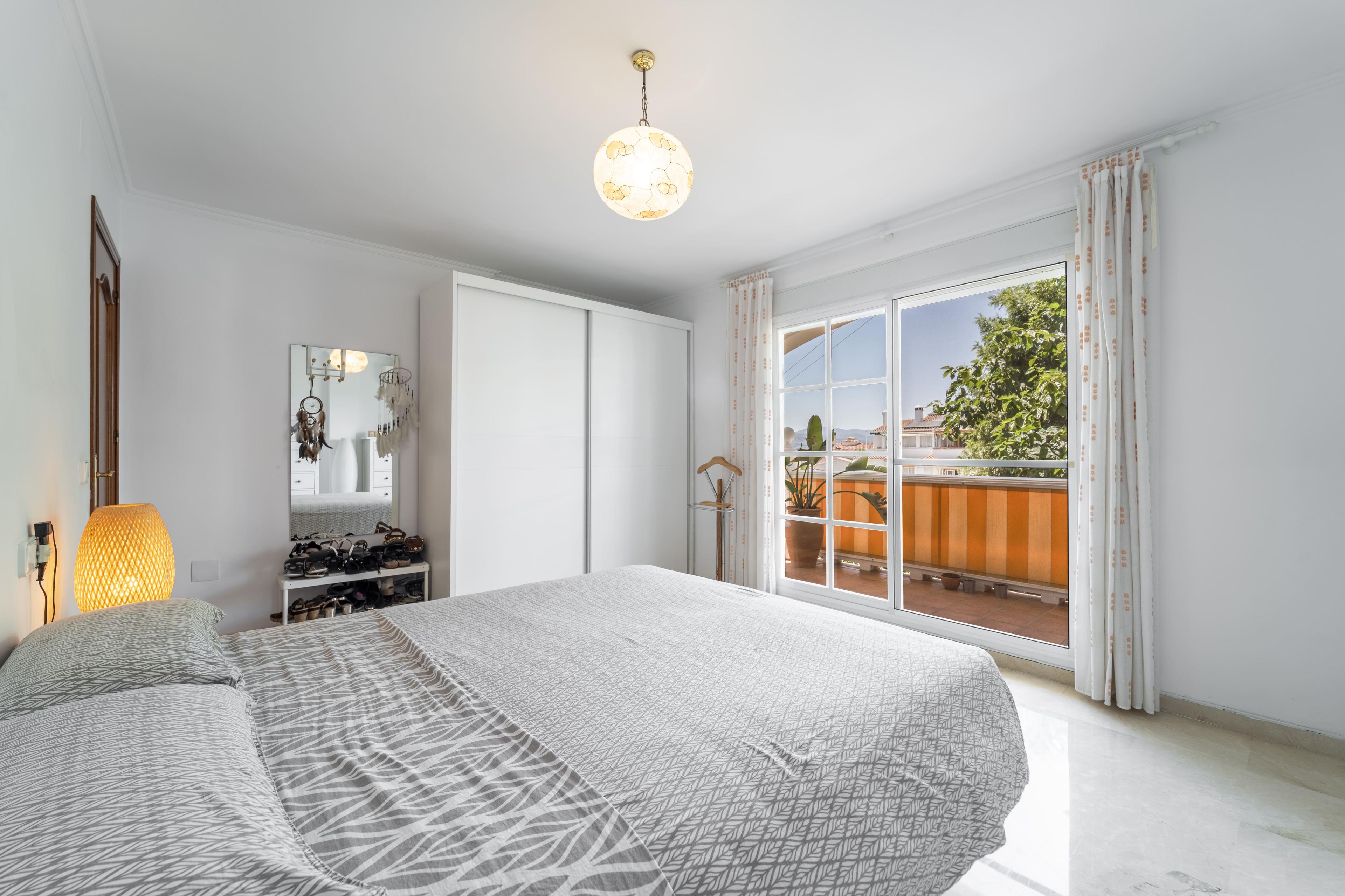 Villa en Venta en Calle Monte Florido - 28