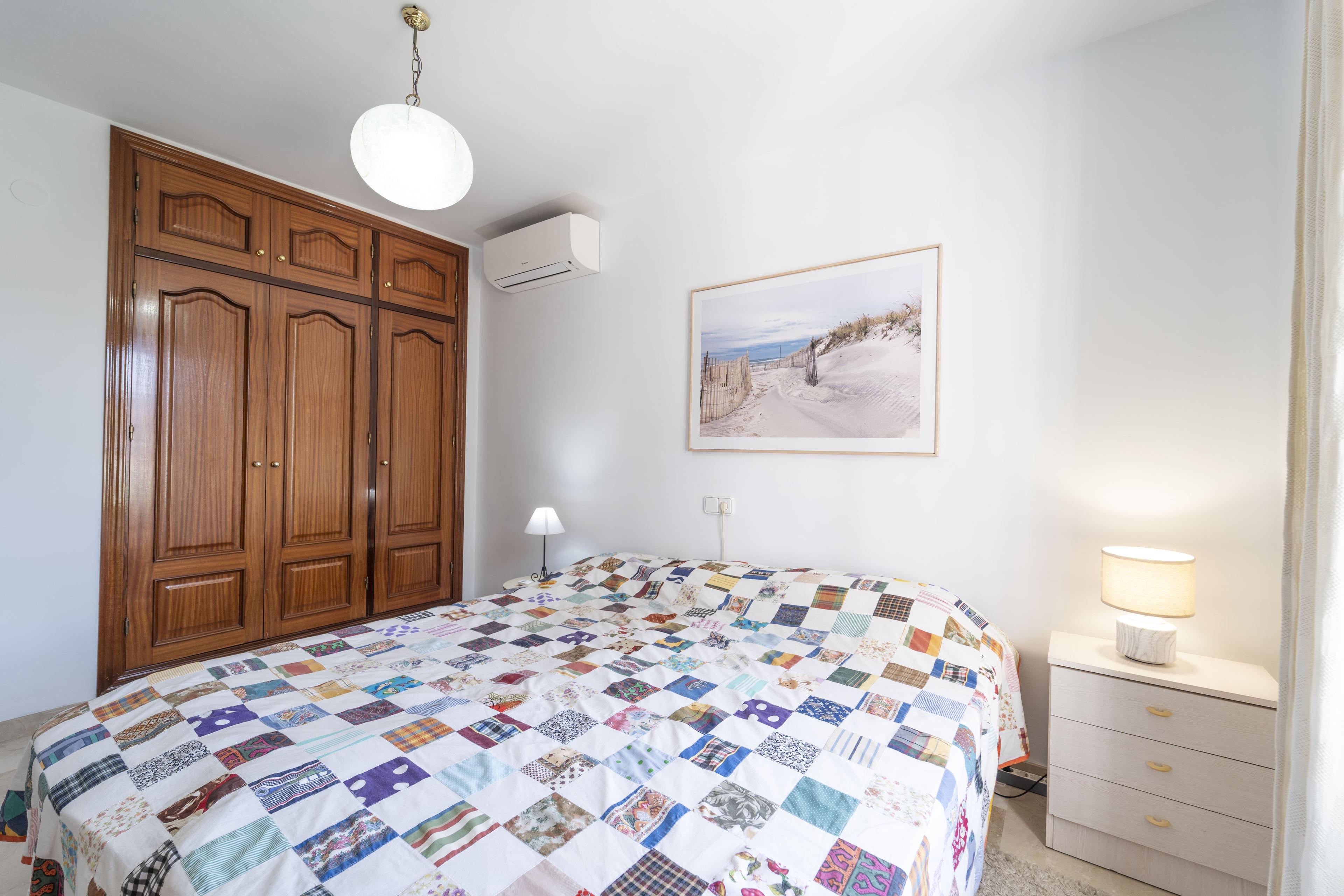 Villa en Venta en Calle Monte Florido - 24