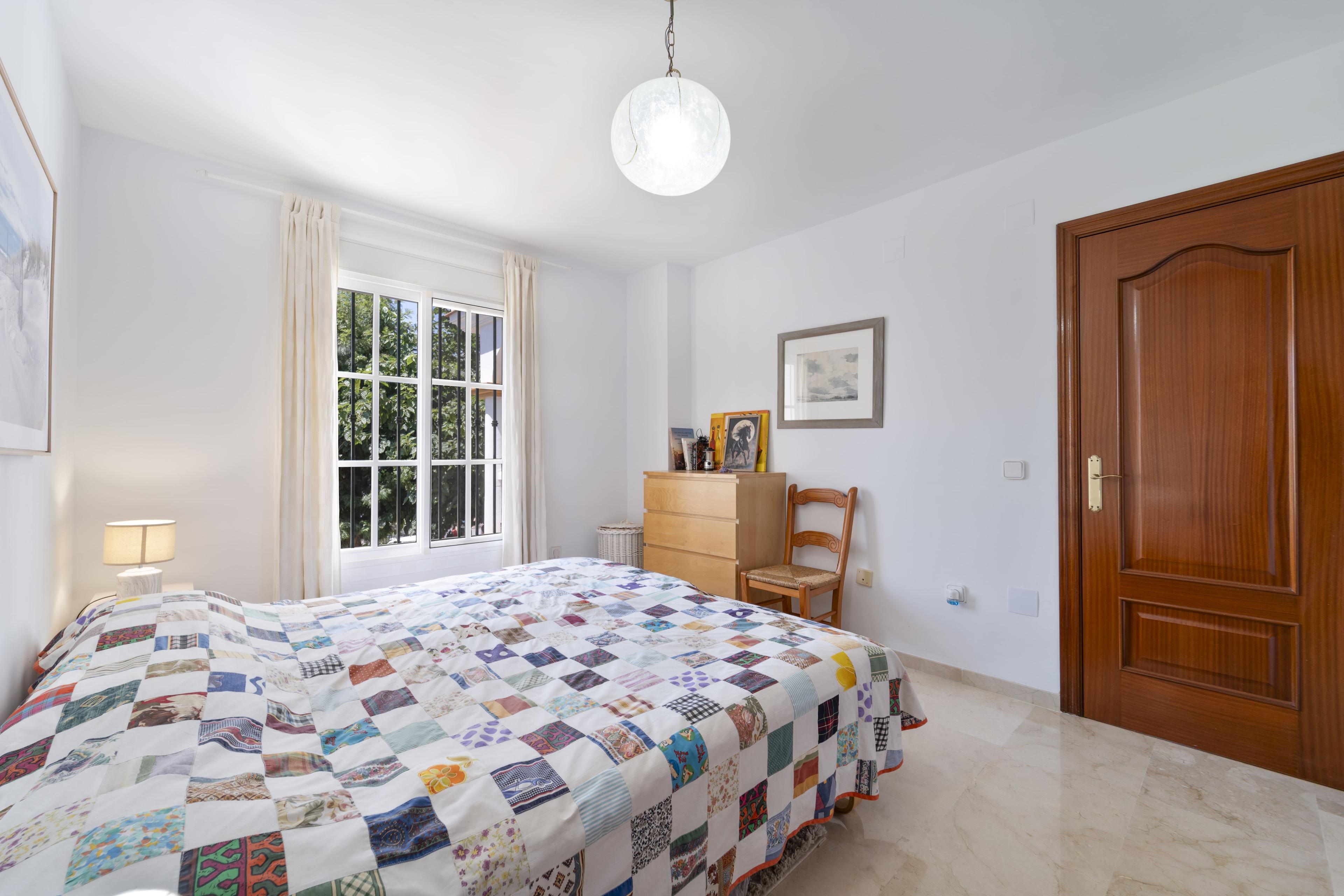 Villa en Venta en Calle Monte Florido - 25