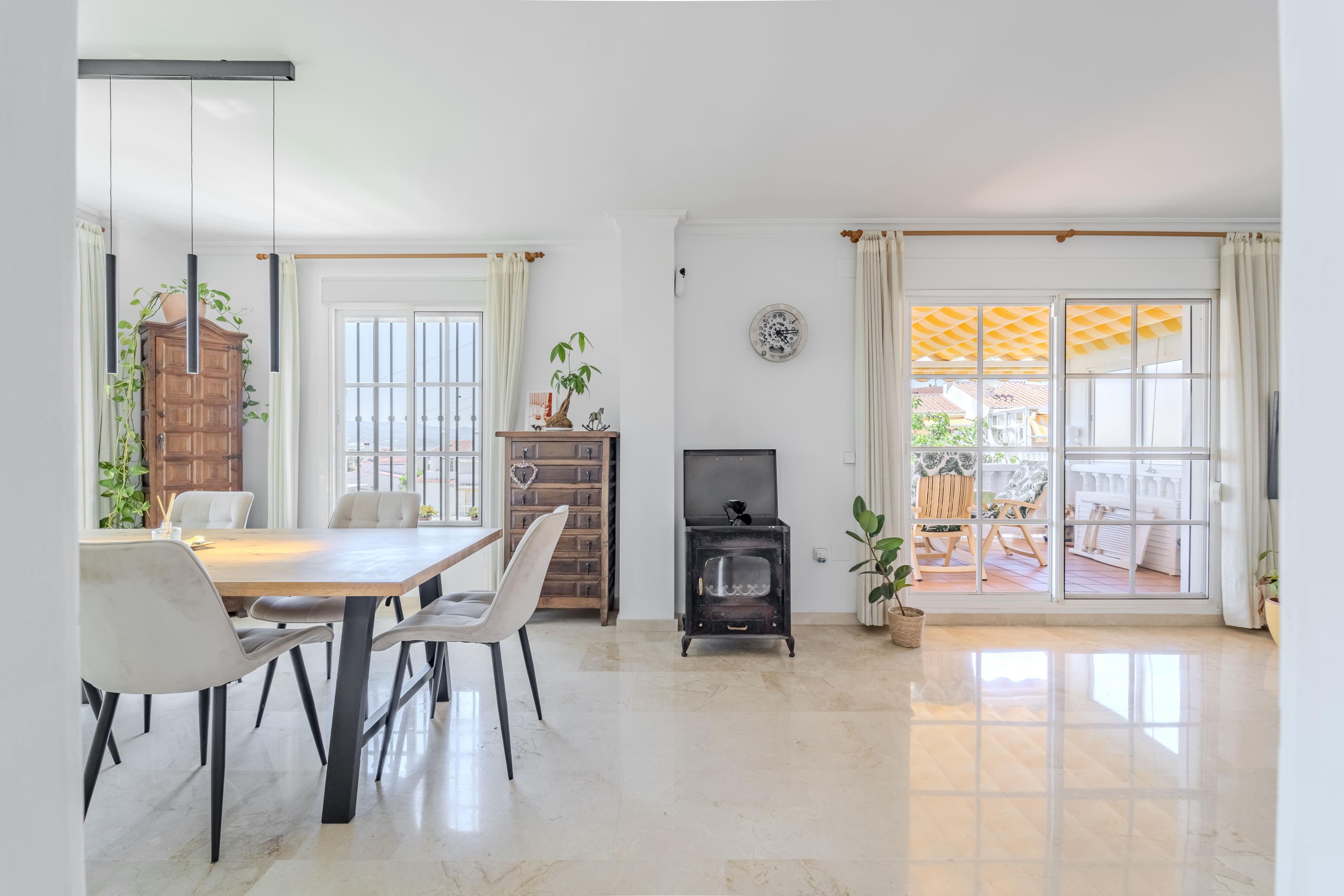 Villa en Venta en Calle Monte Florido - 13
