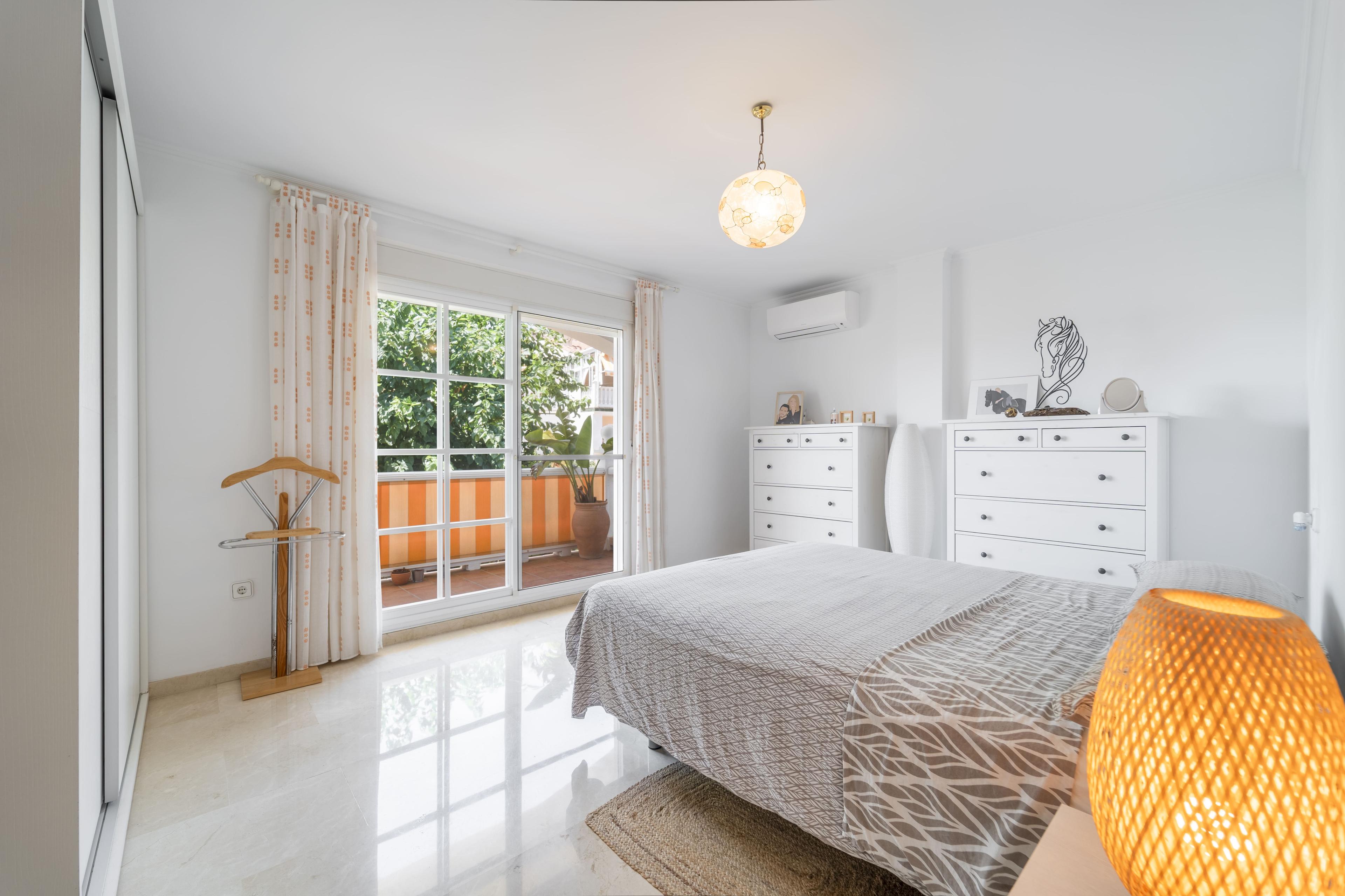 Villa en Venta en Calle Monte Florido - 26