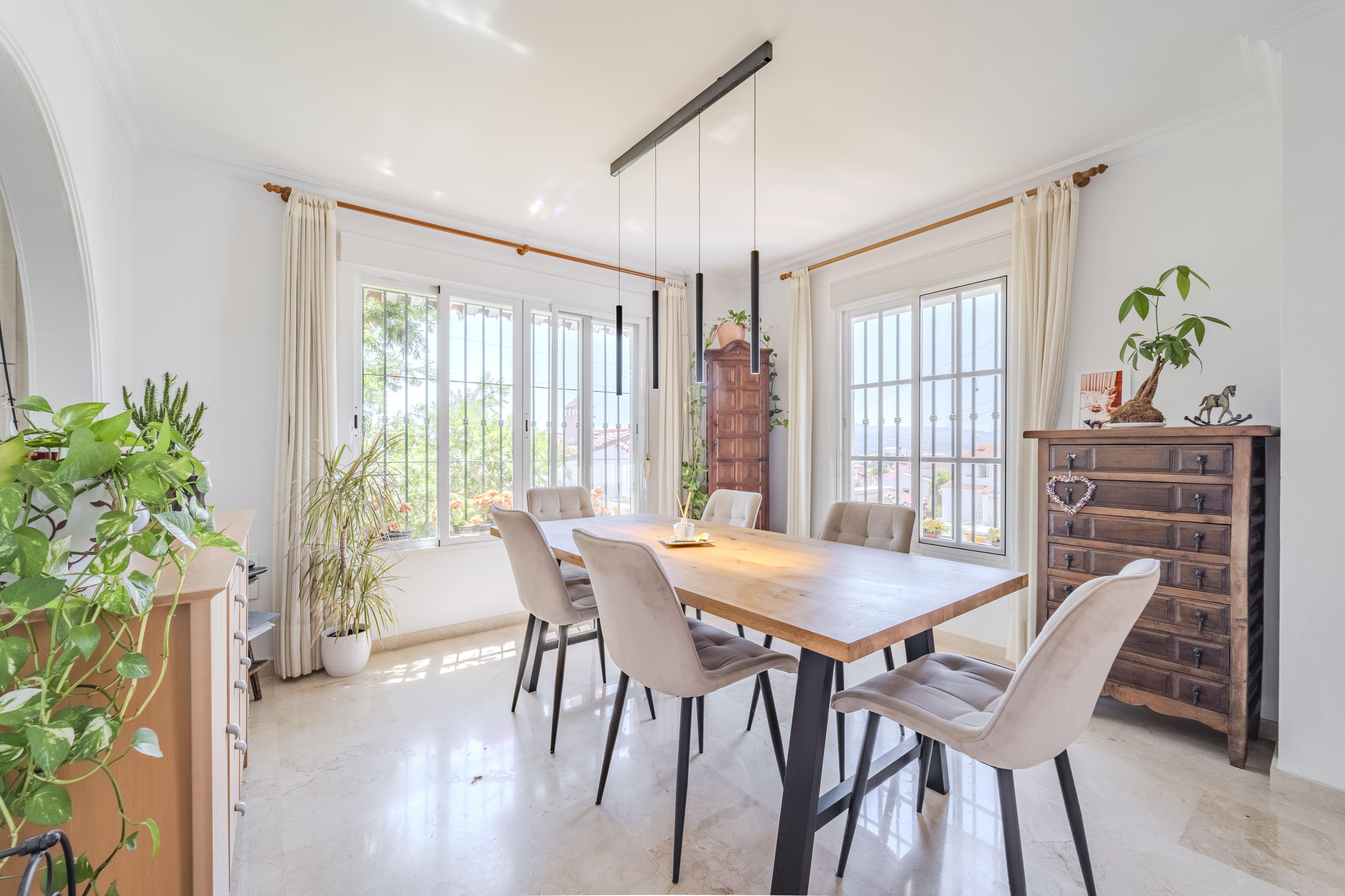 Villa en Venta en Calle Monte Florido - 12