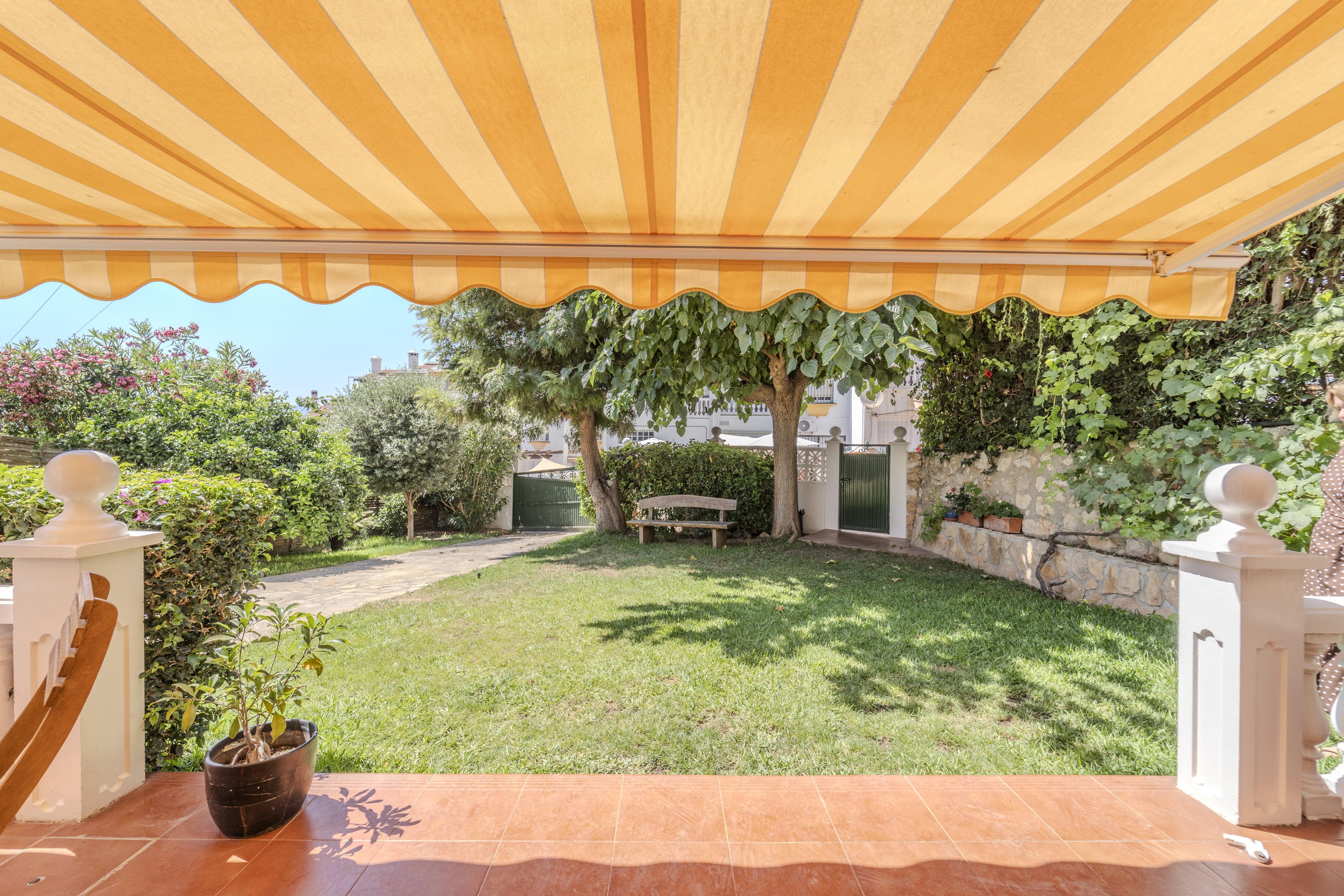 Villa en Venta en Calle Monte Florido - 5