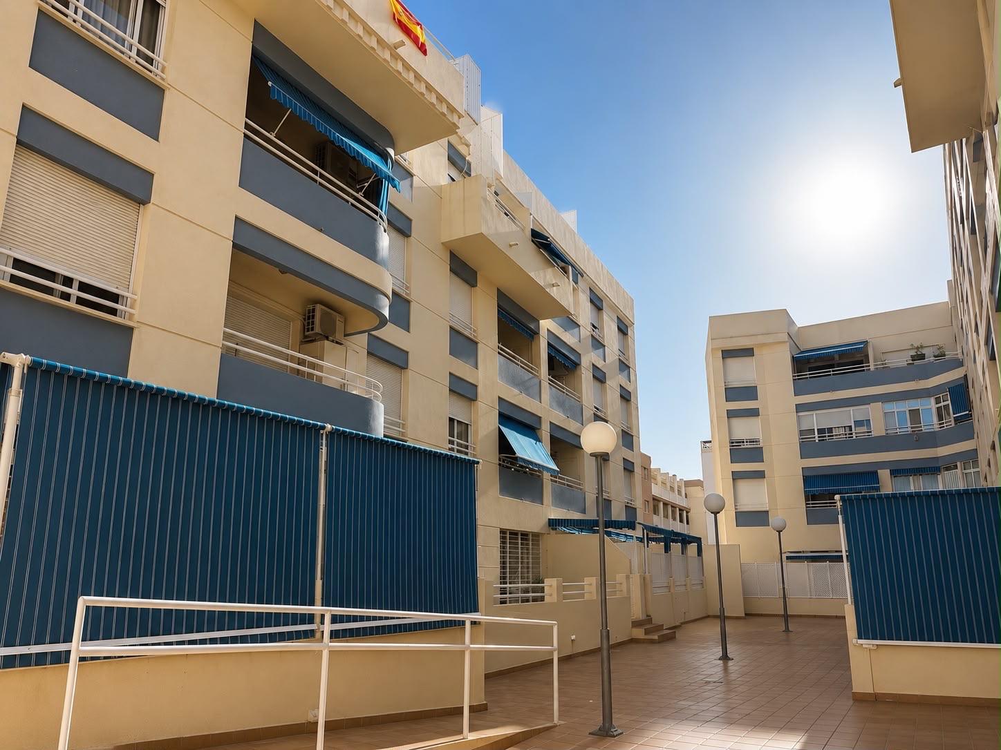 Piso en Venta en Calle del Levante - 2